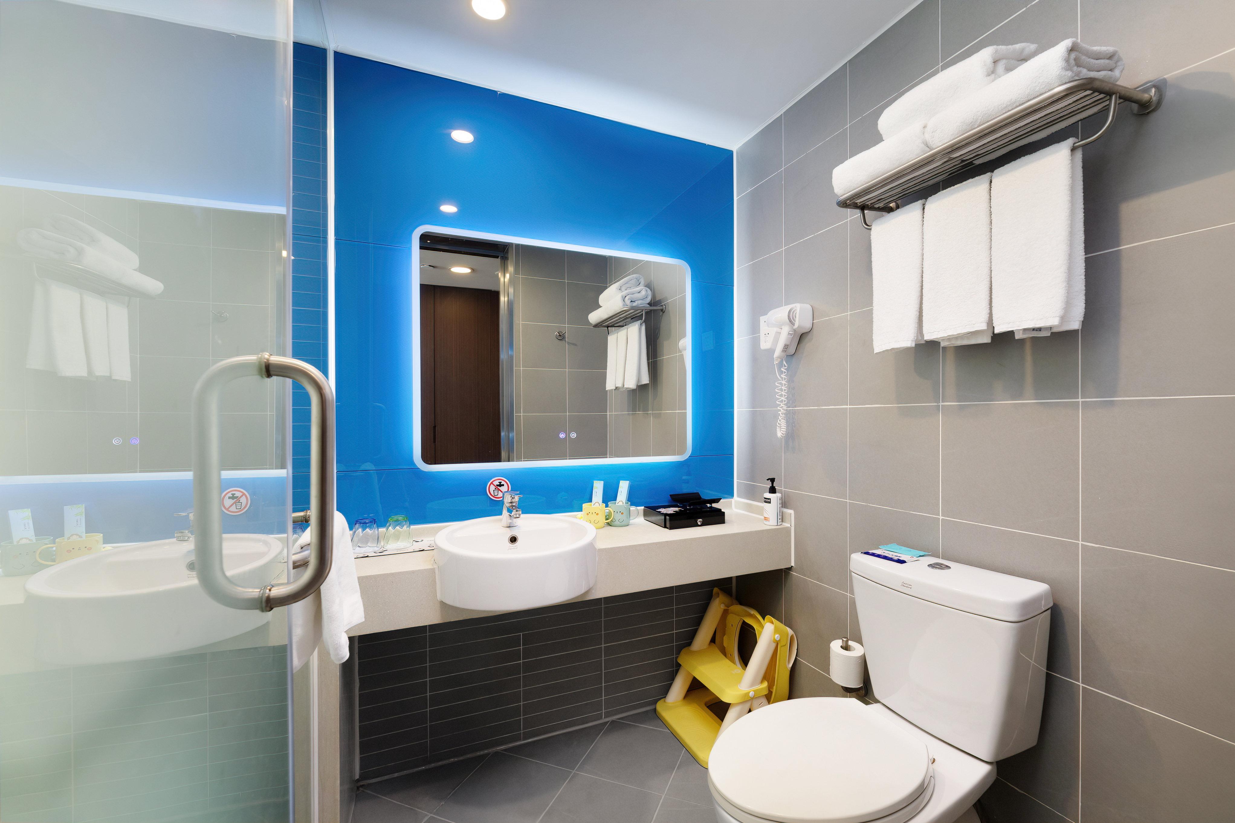 Suite Queen Size Bed