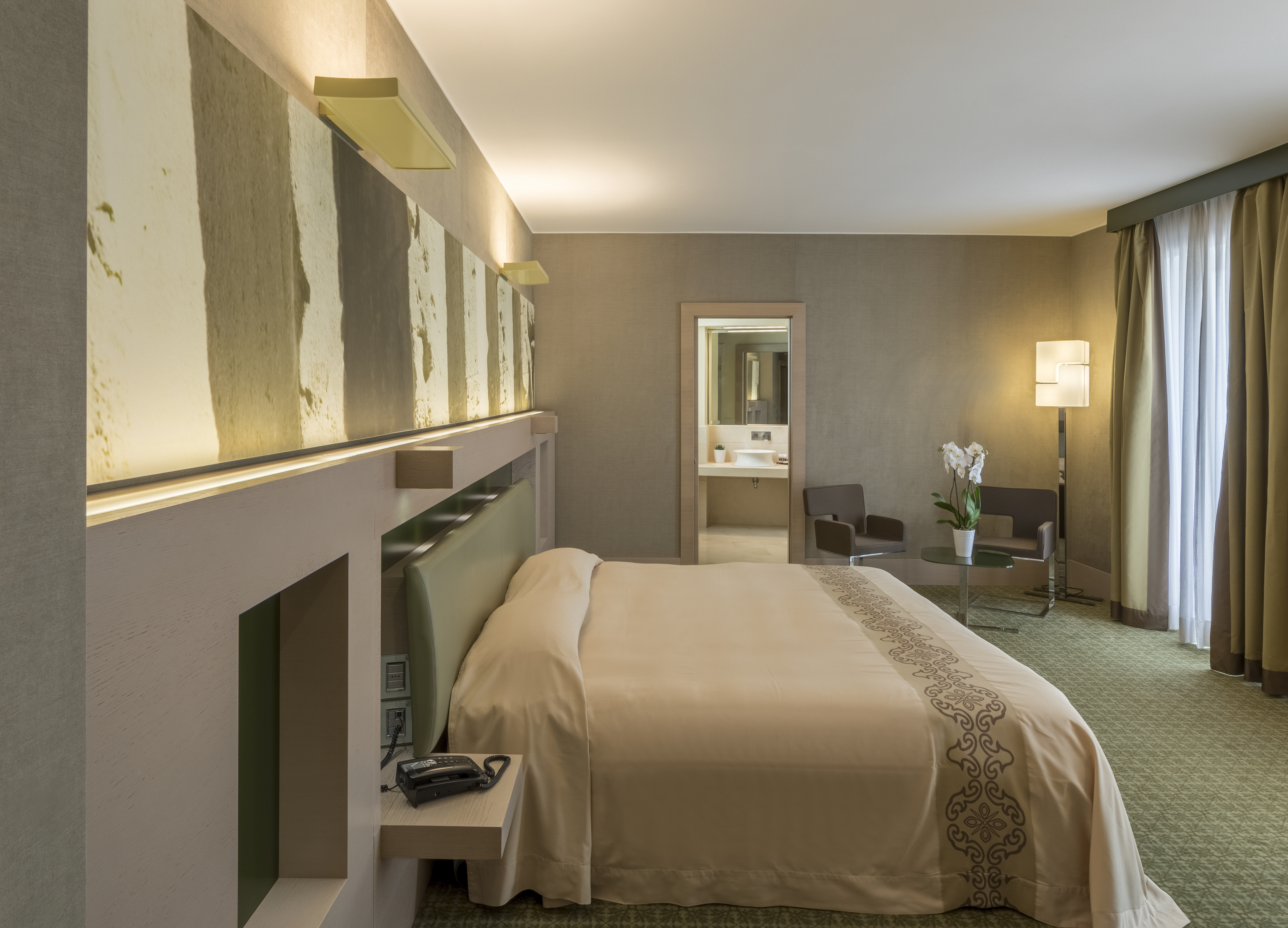 Double or Twin Executive