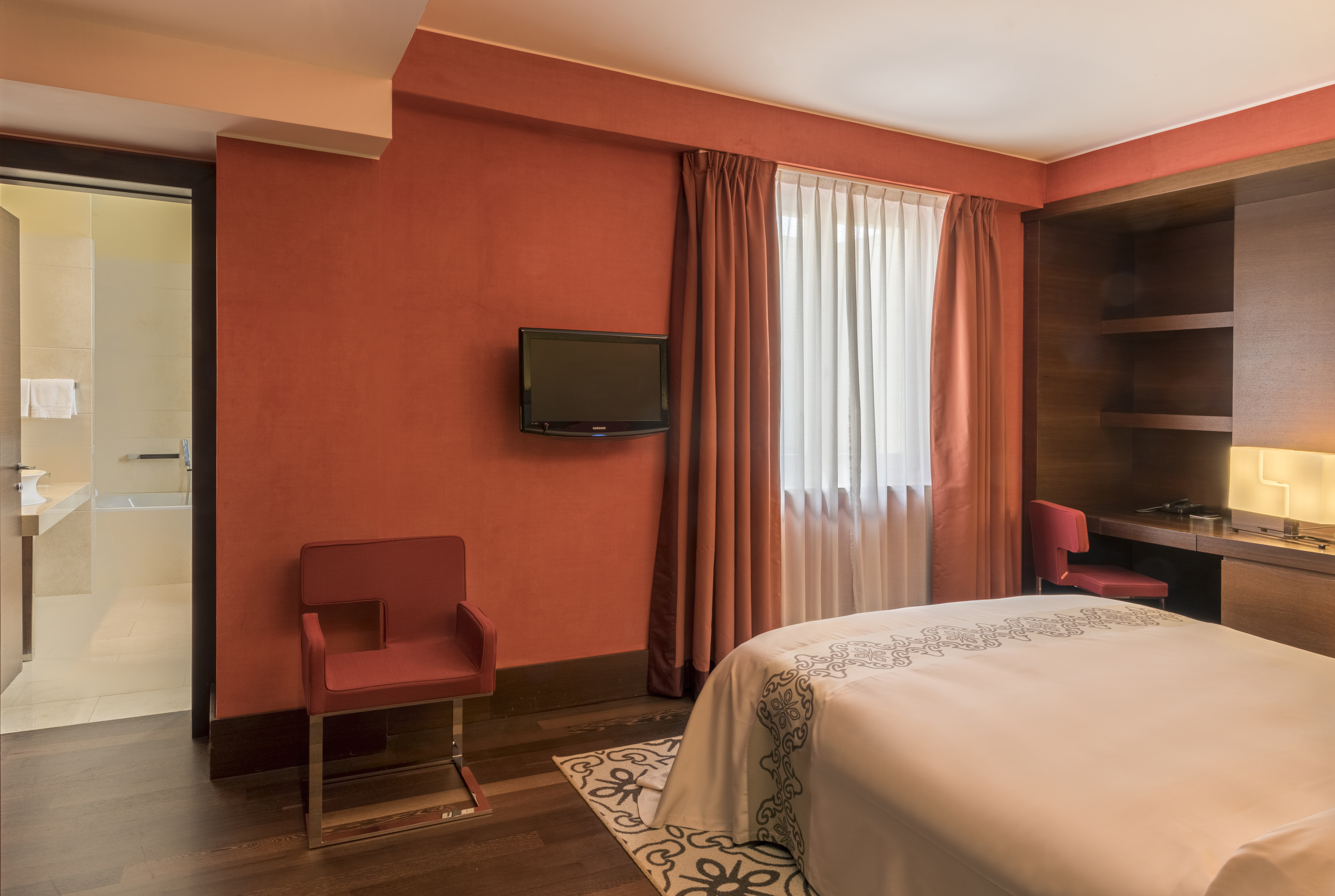 Double or Twin Deluxe