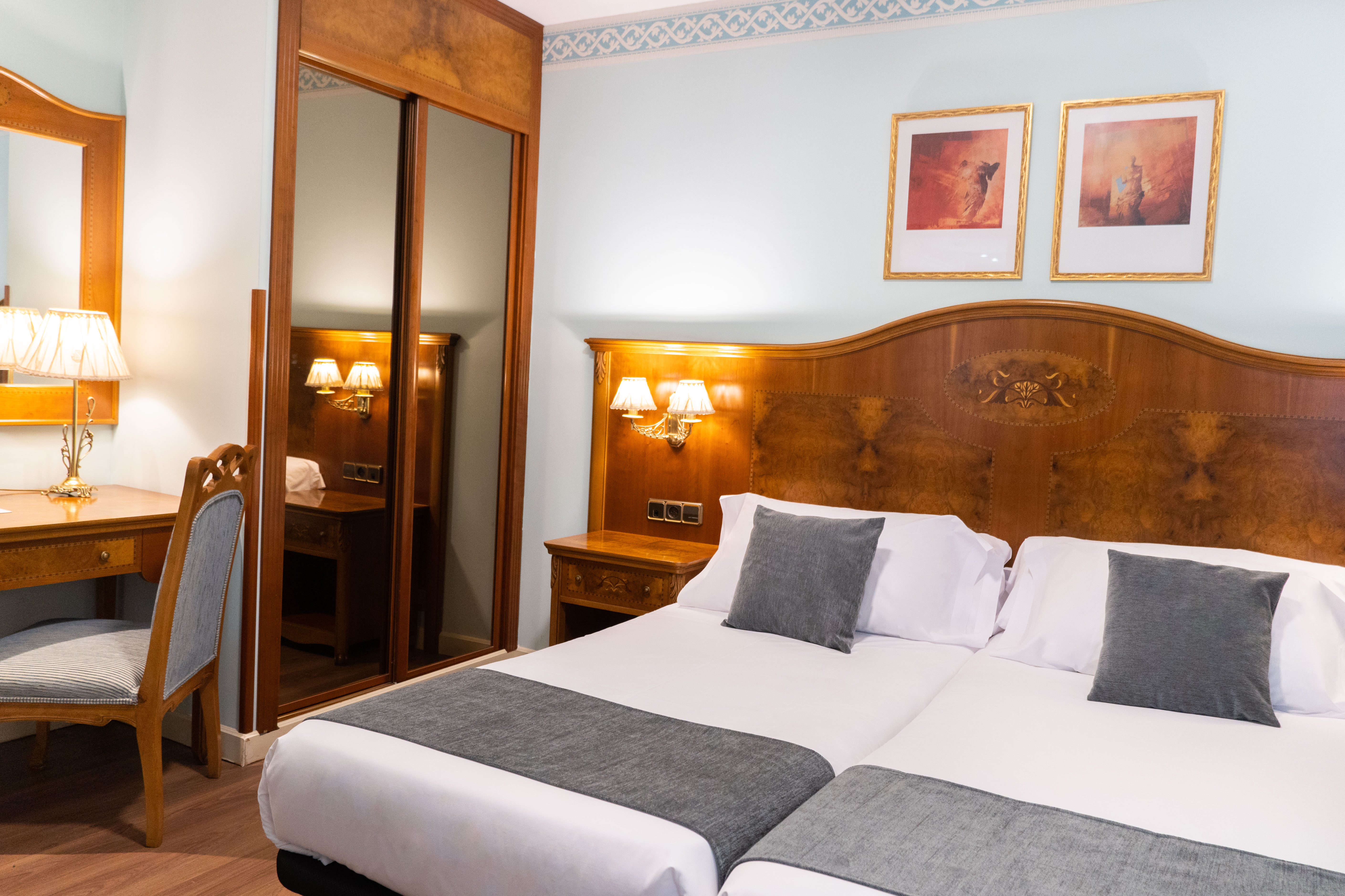 Double or Twin Economy