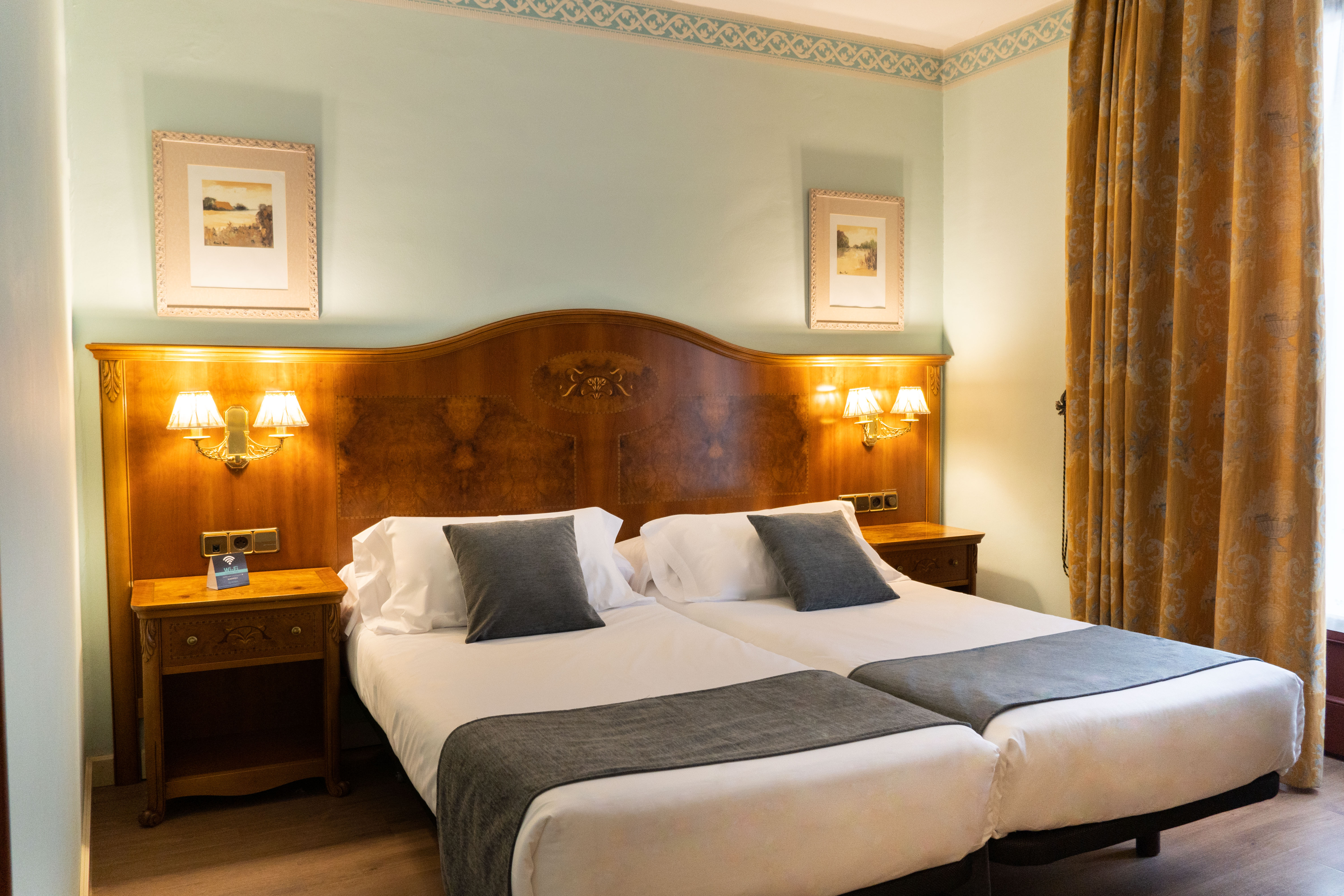 Double or Twin Superior