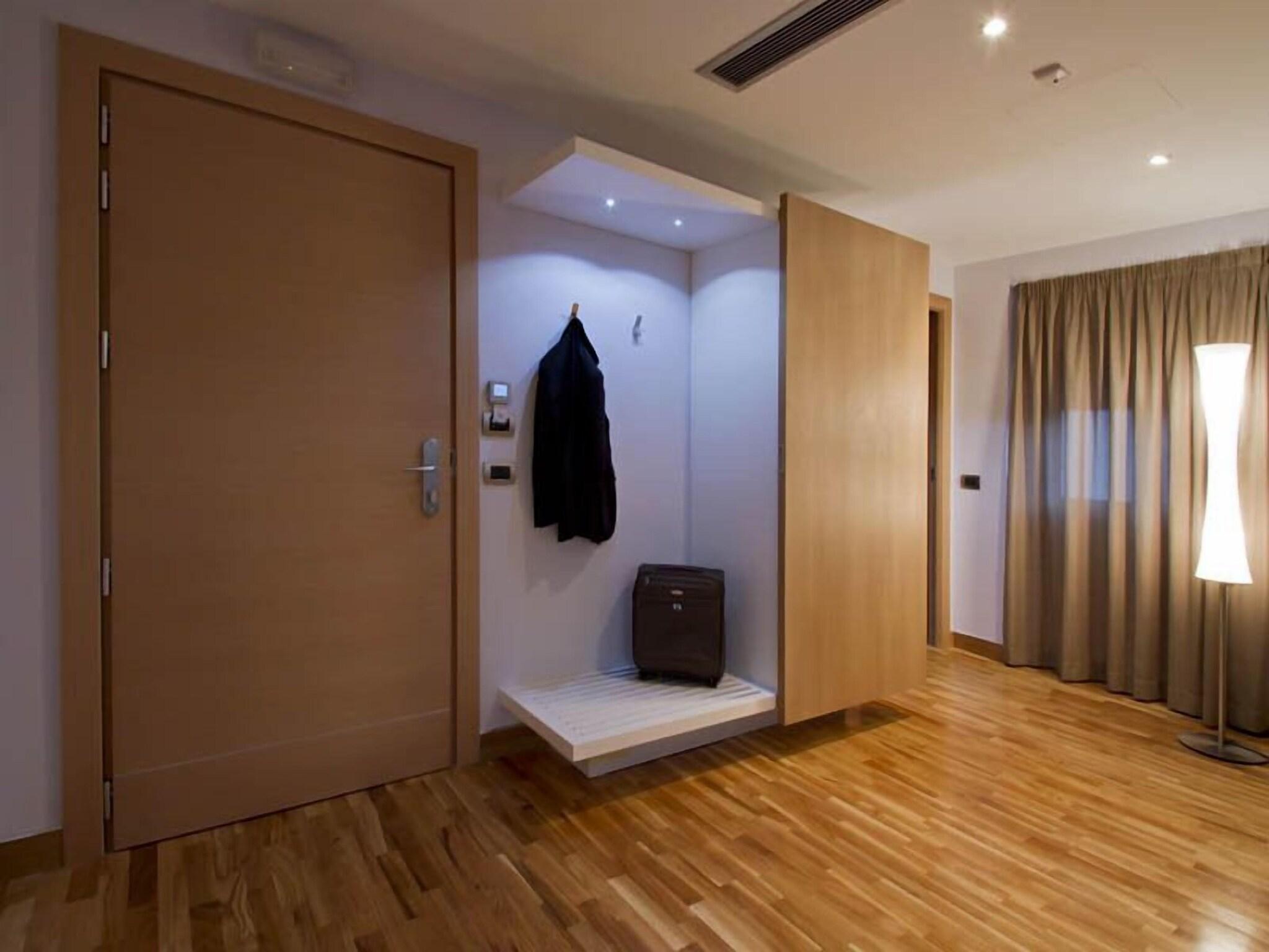 Junior Suite with Views