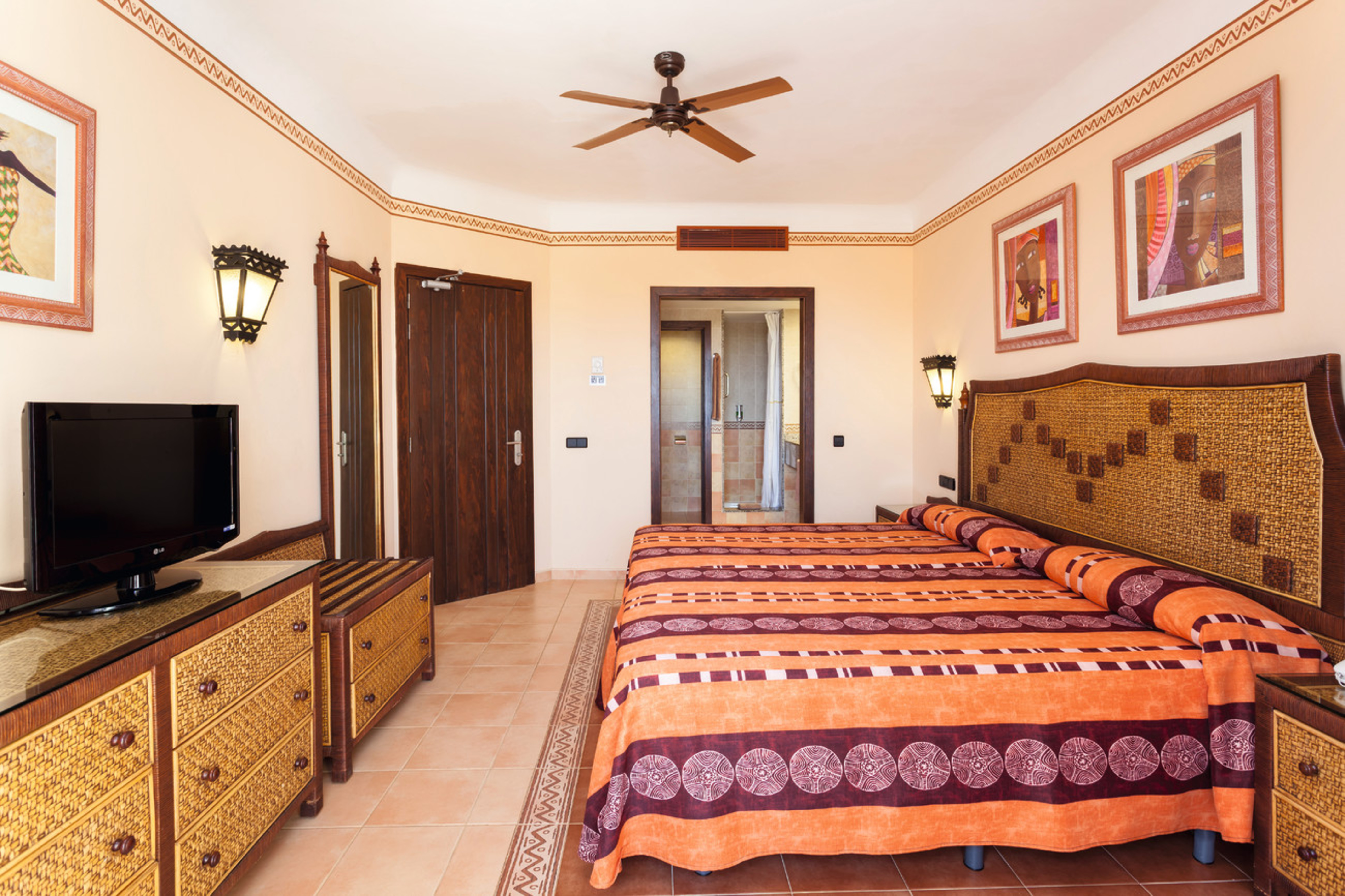 Double or Twin Standard