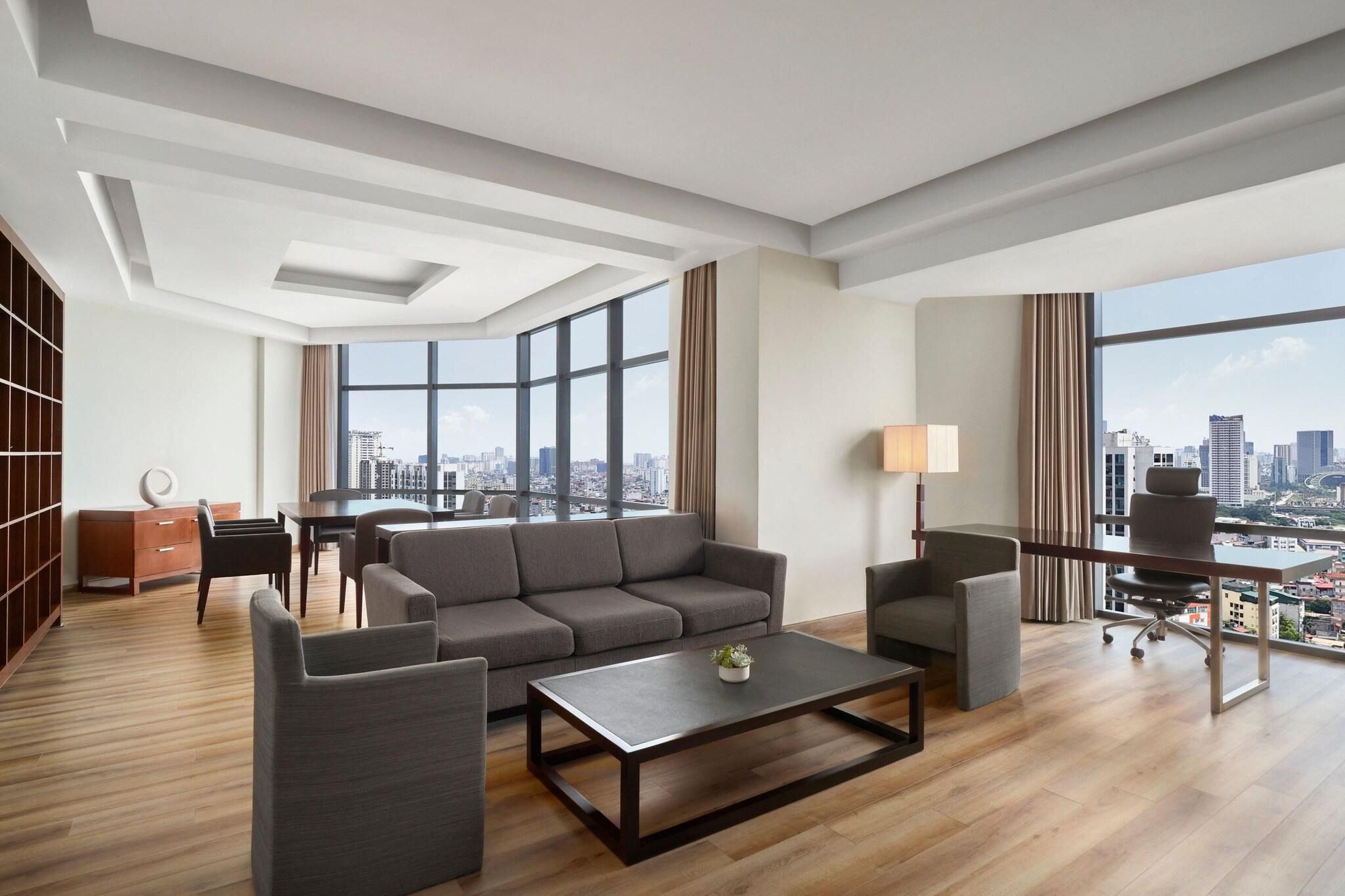 Suite Executive City View