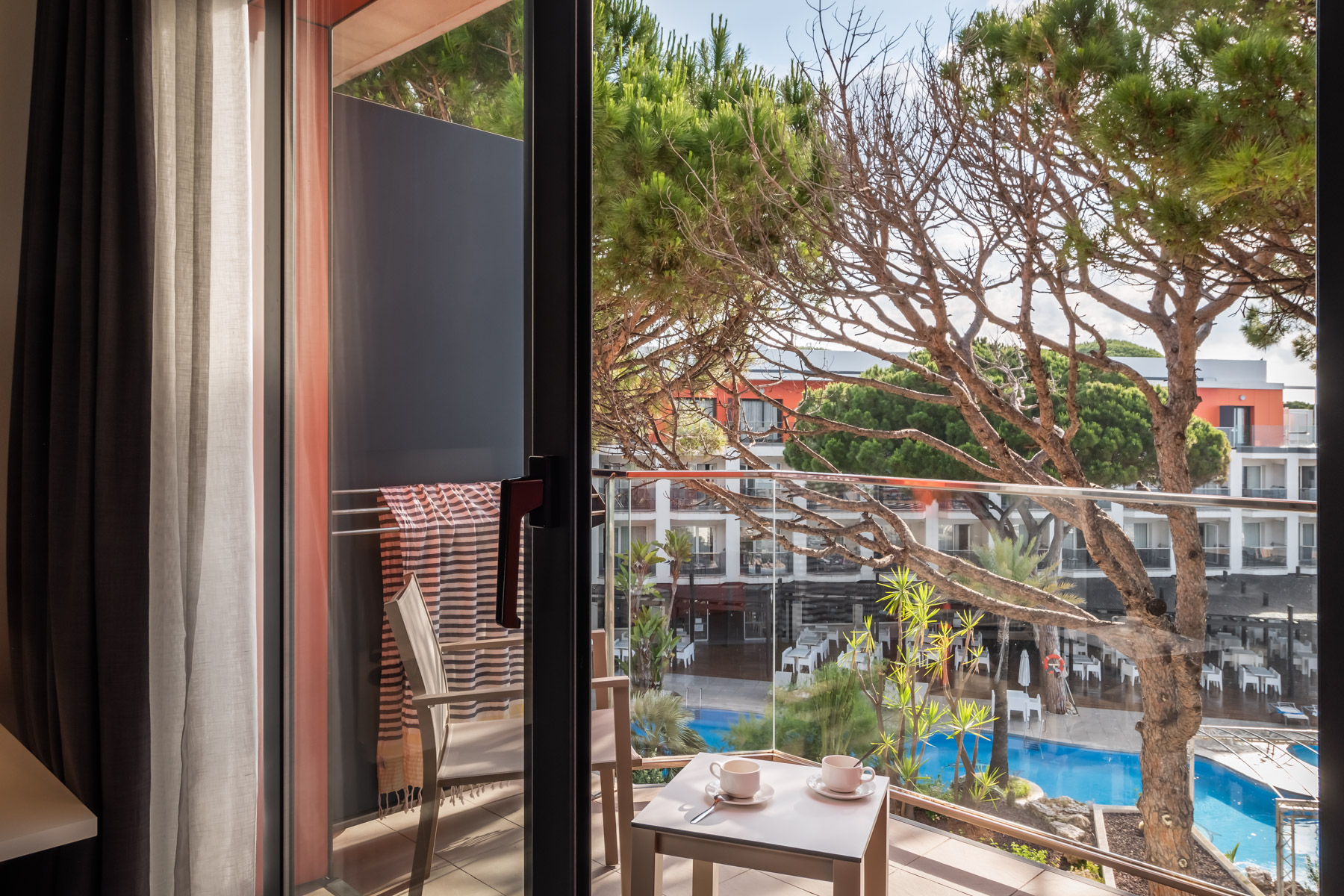 Junior Suite Sea View Pool View