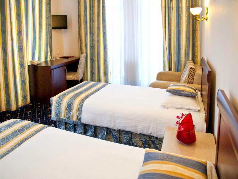 Double or Twin Superior