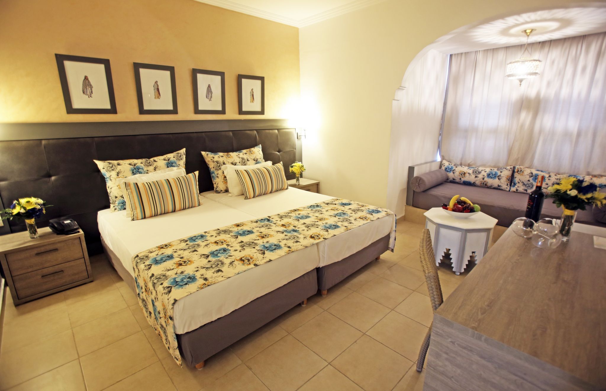 Family Room City View