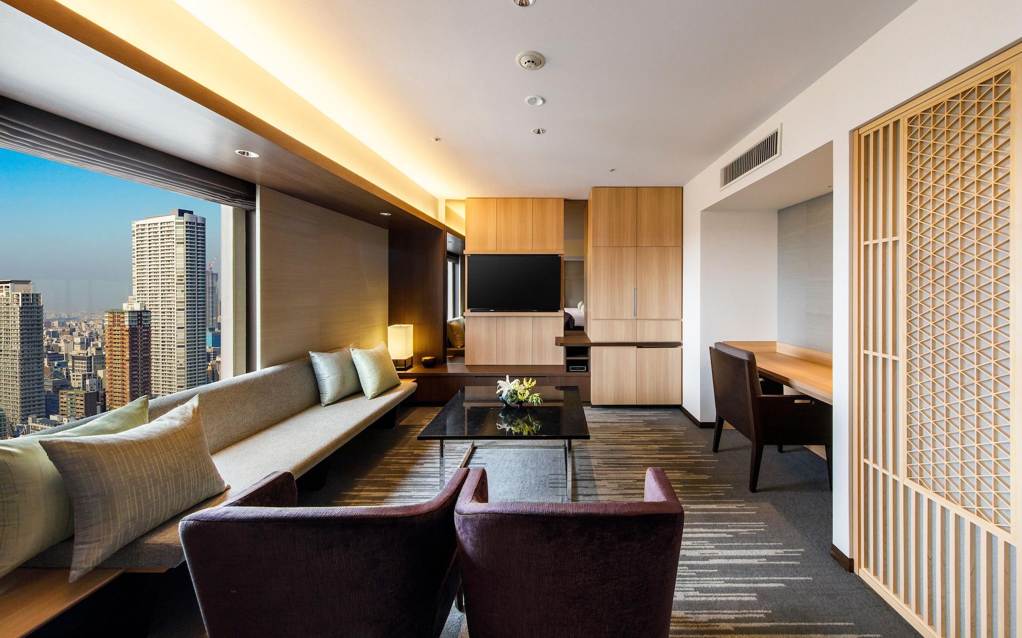 Junior Suite Two Queen Beds Non Smoking