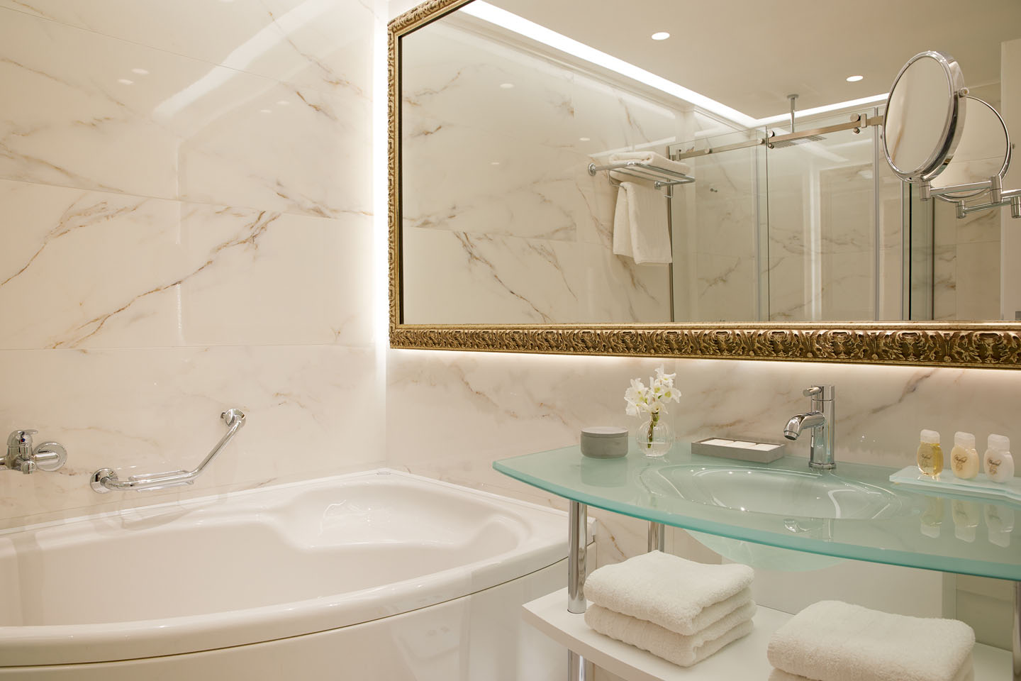 Junior Suite Garden View