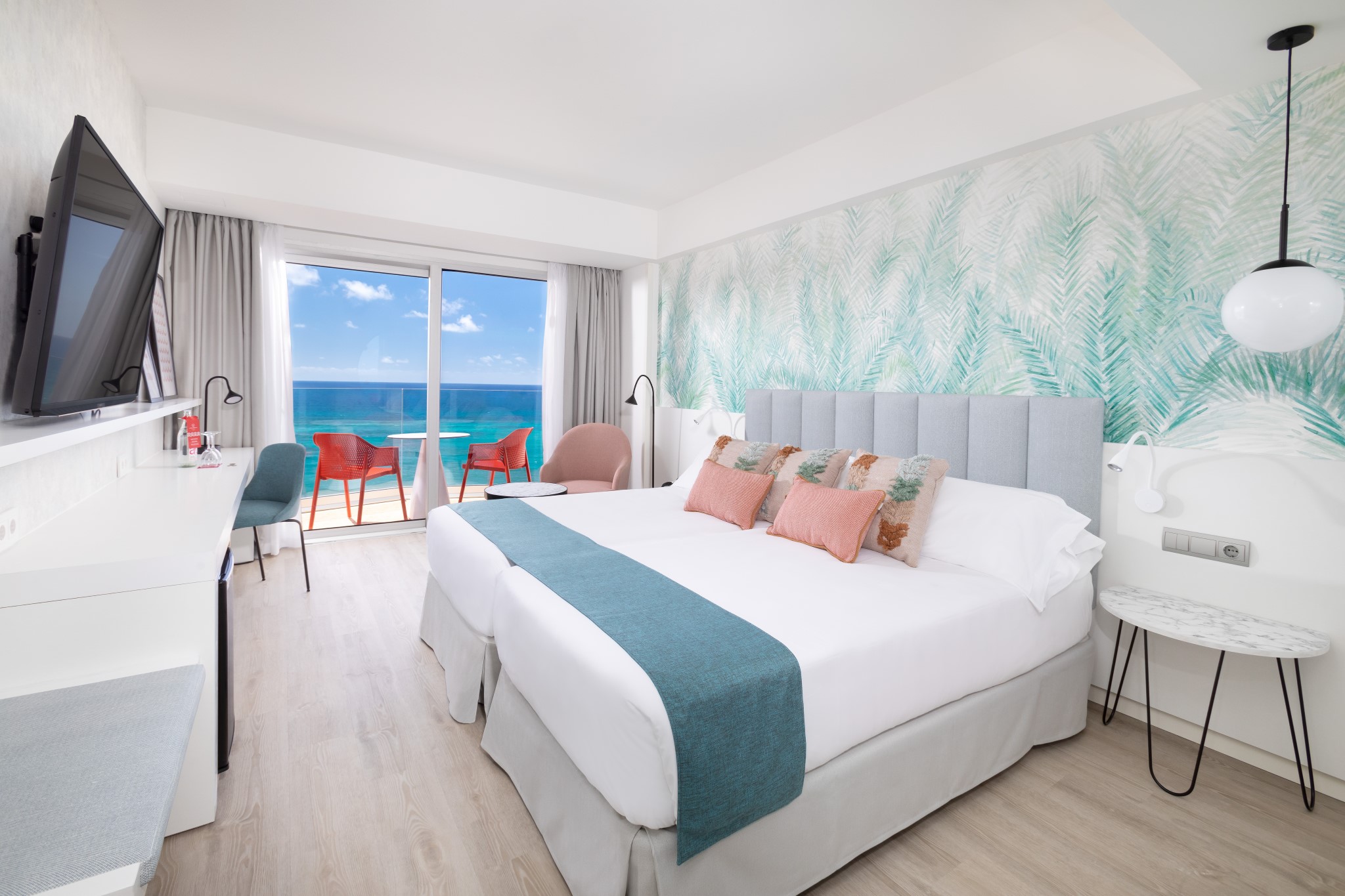 Double or Twin Deluxe