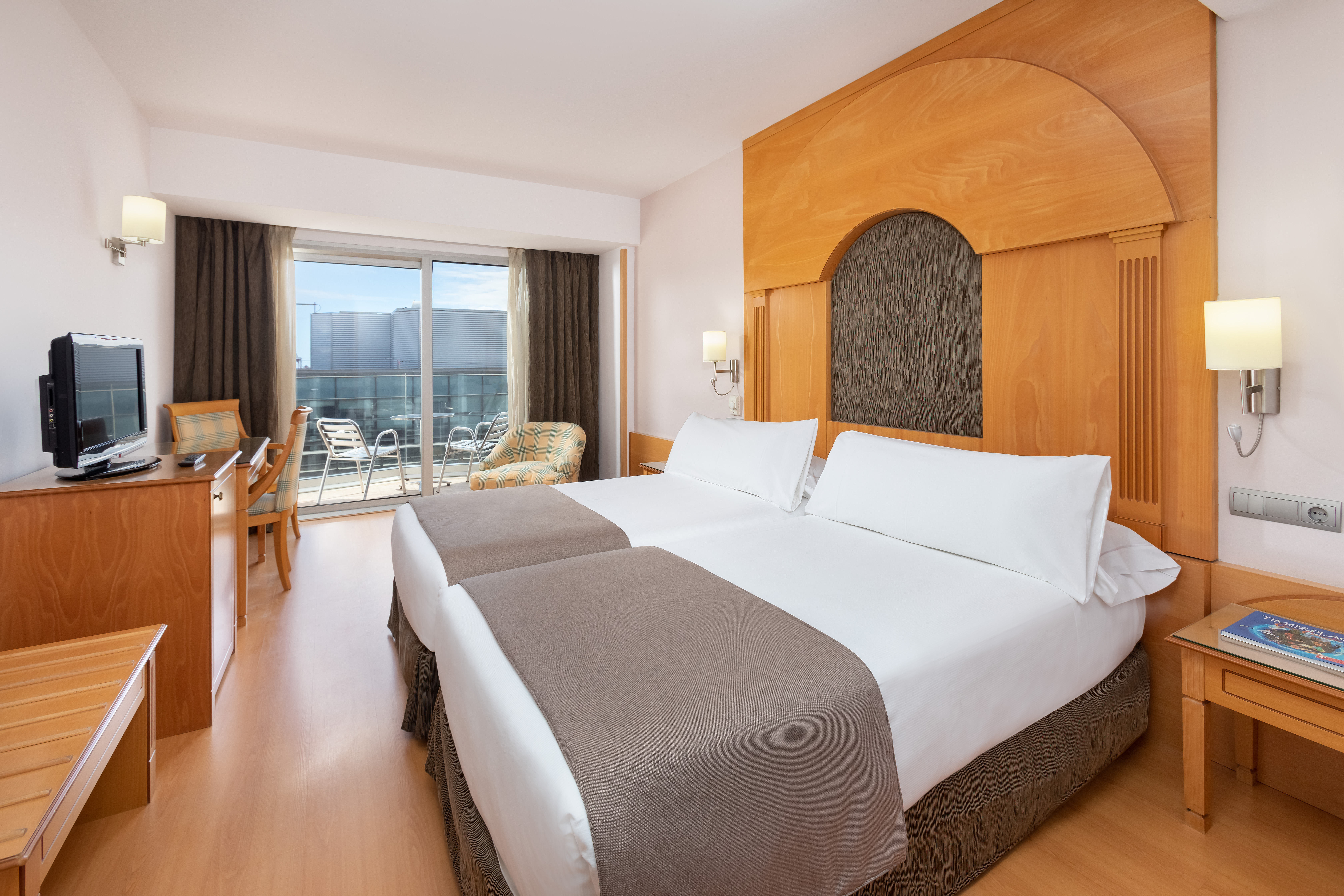 Double or Twin Standard