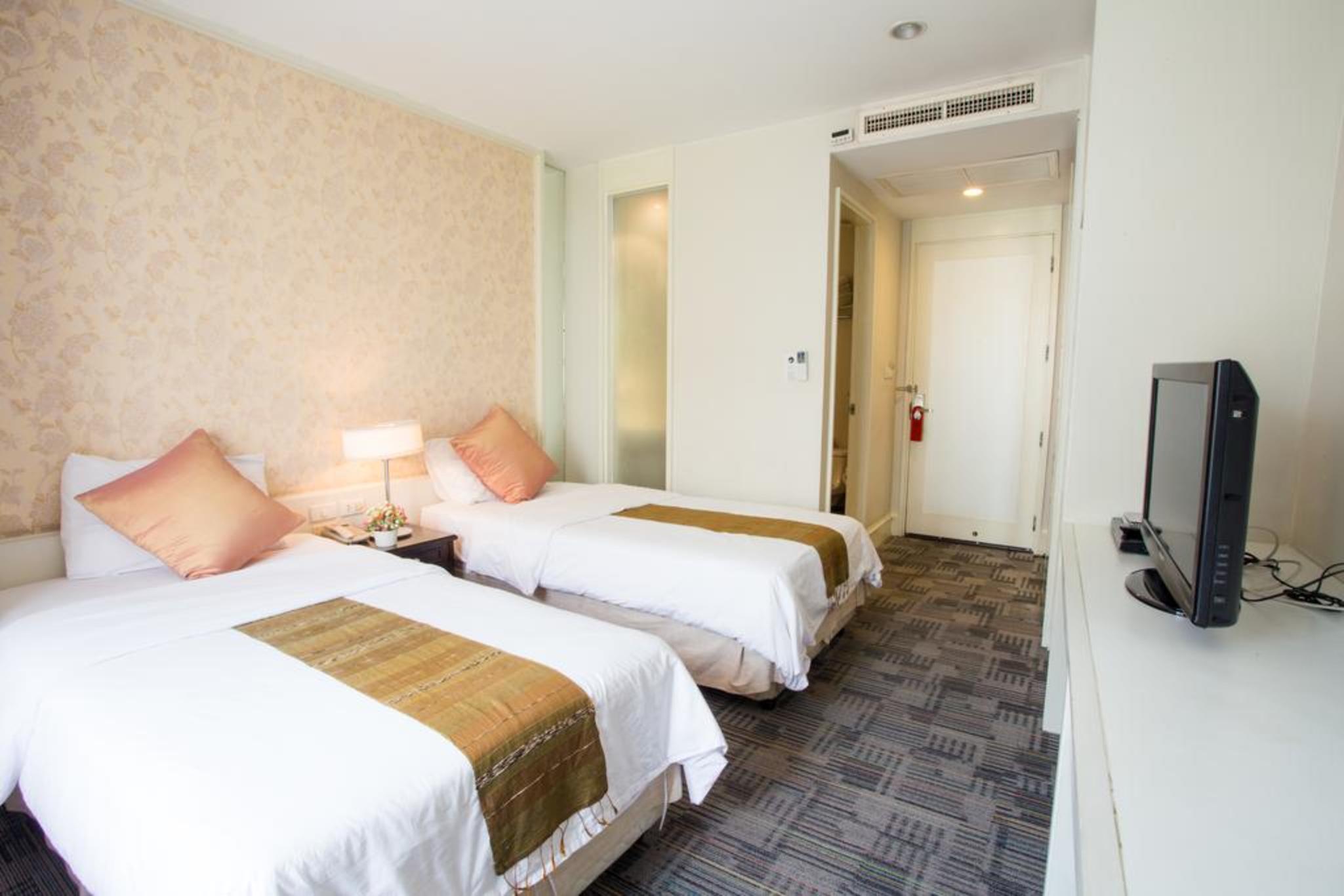 Double or Twin Deluxe