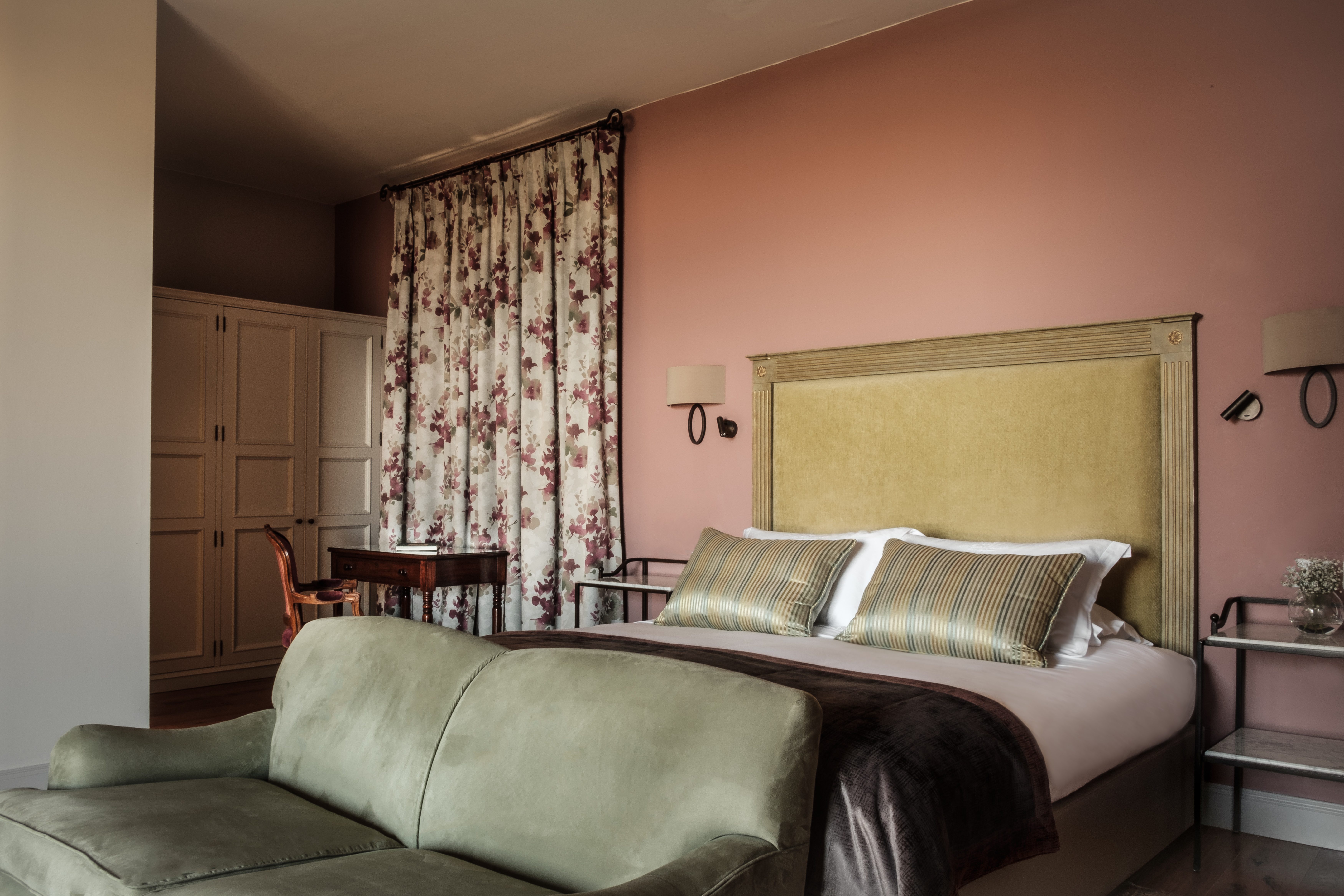 Double or Twin Deluxe