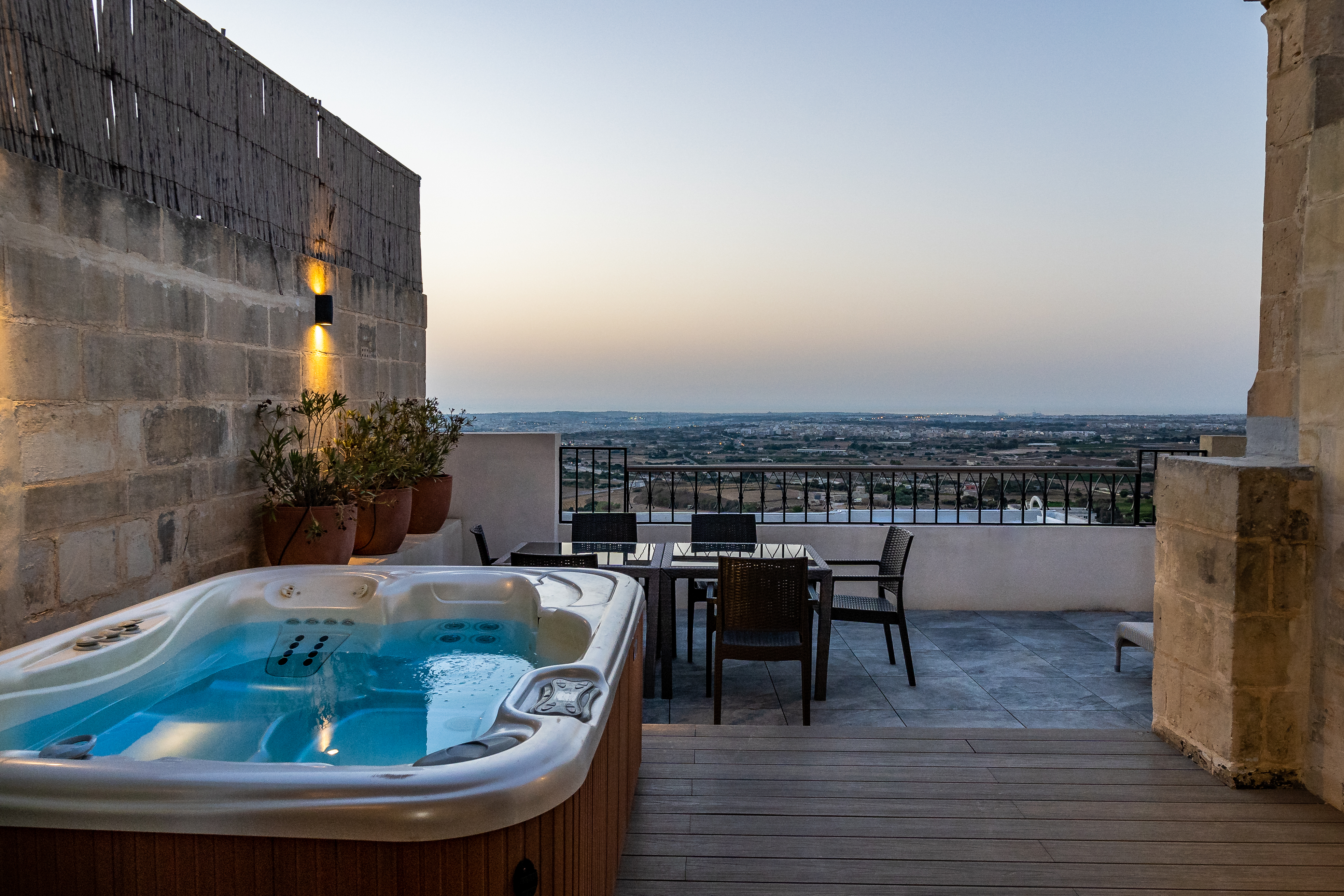 Suite Deluxe with Jacuzzi