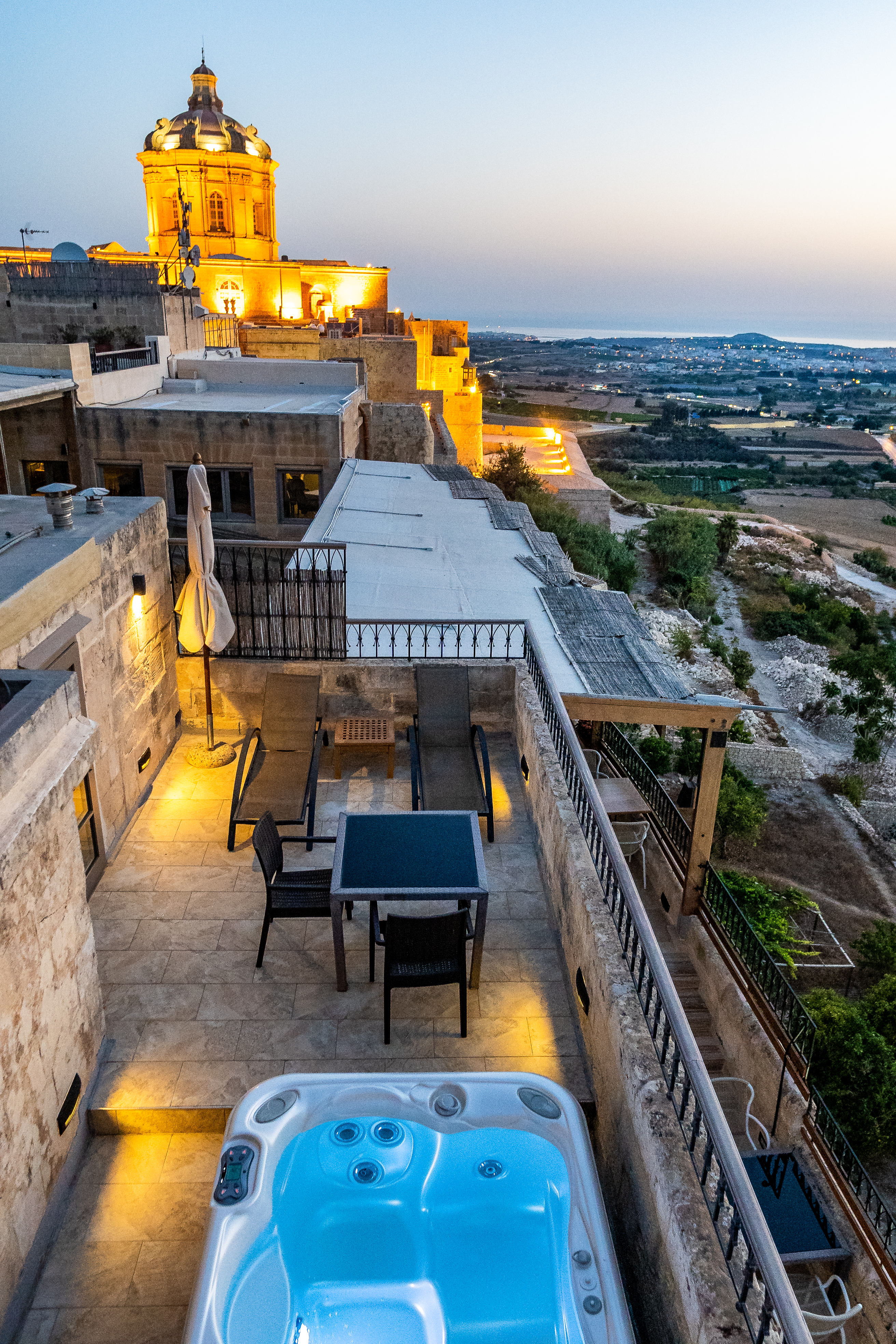 Suite Deluxe with Jacuzzi