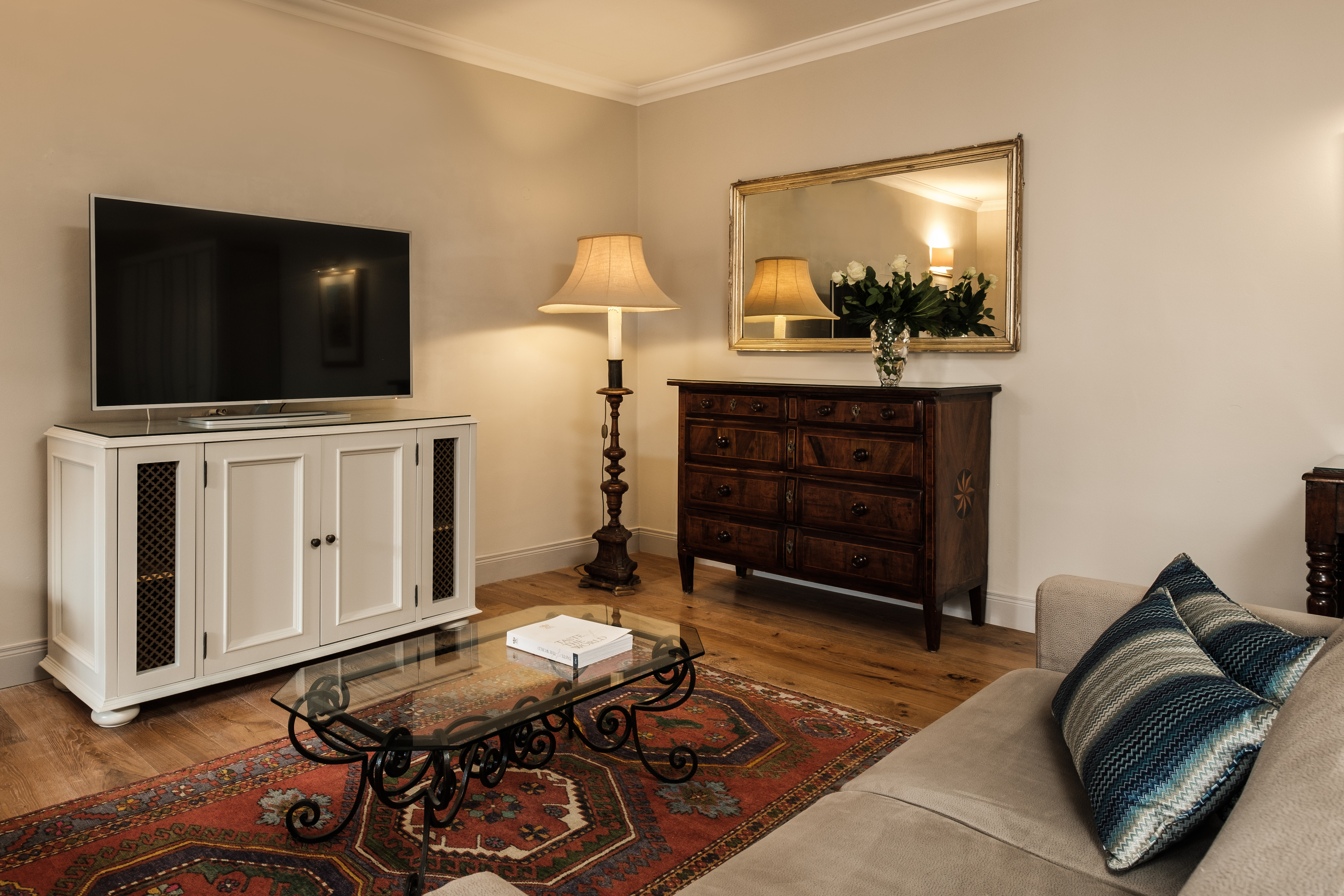 Suite Deluxe with Jacuzzi