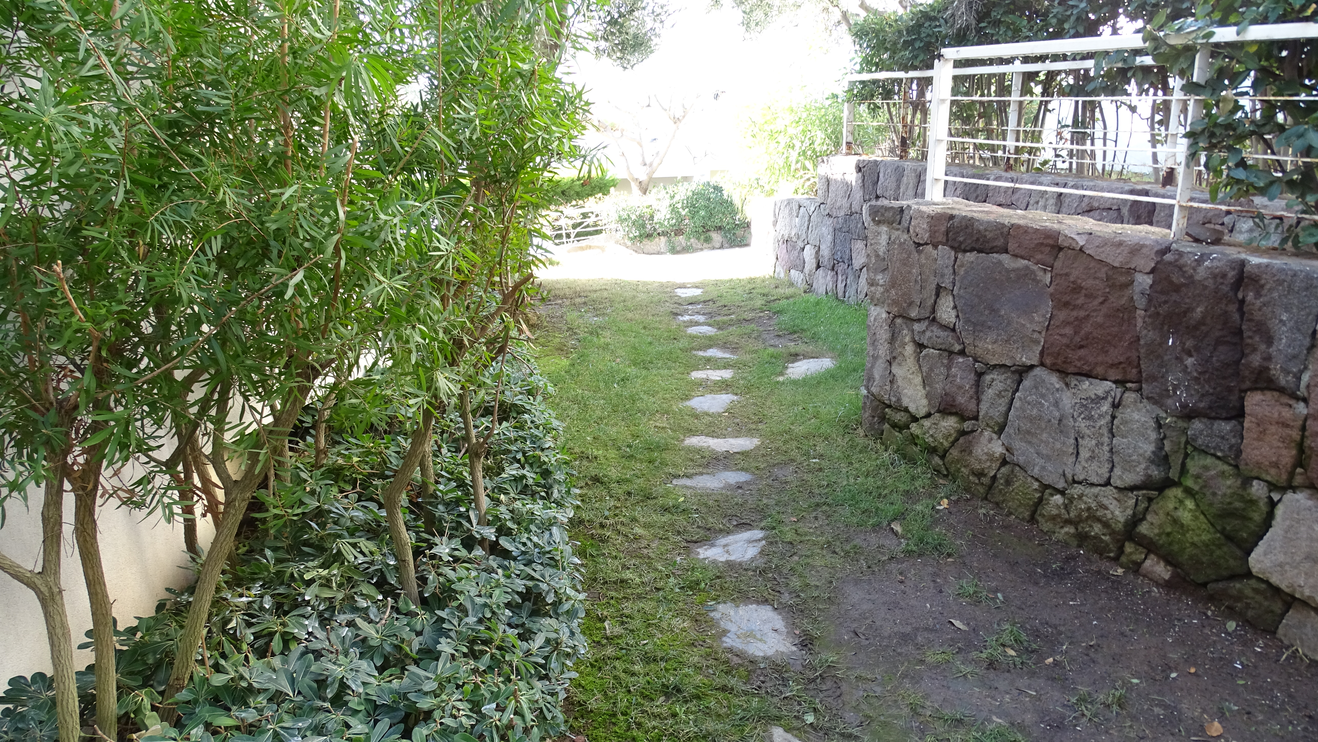 Apartment Four Bedrooms One Bathroom