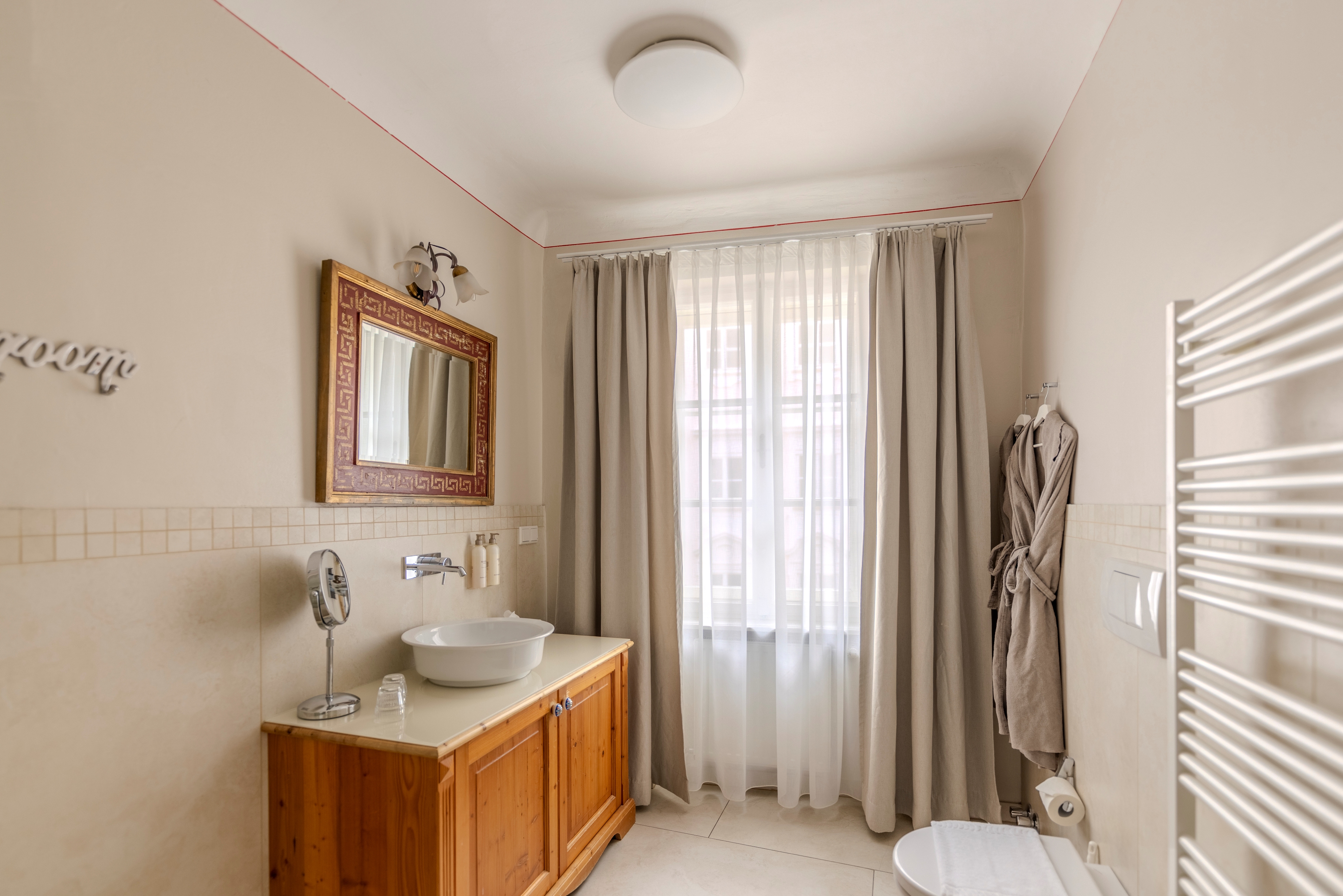 Junior Suite Standard