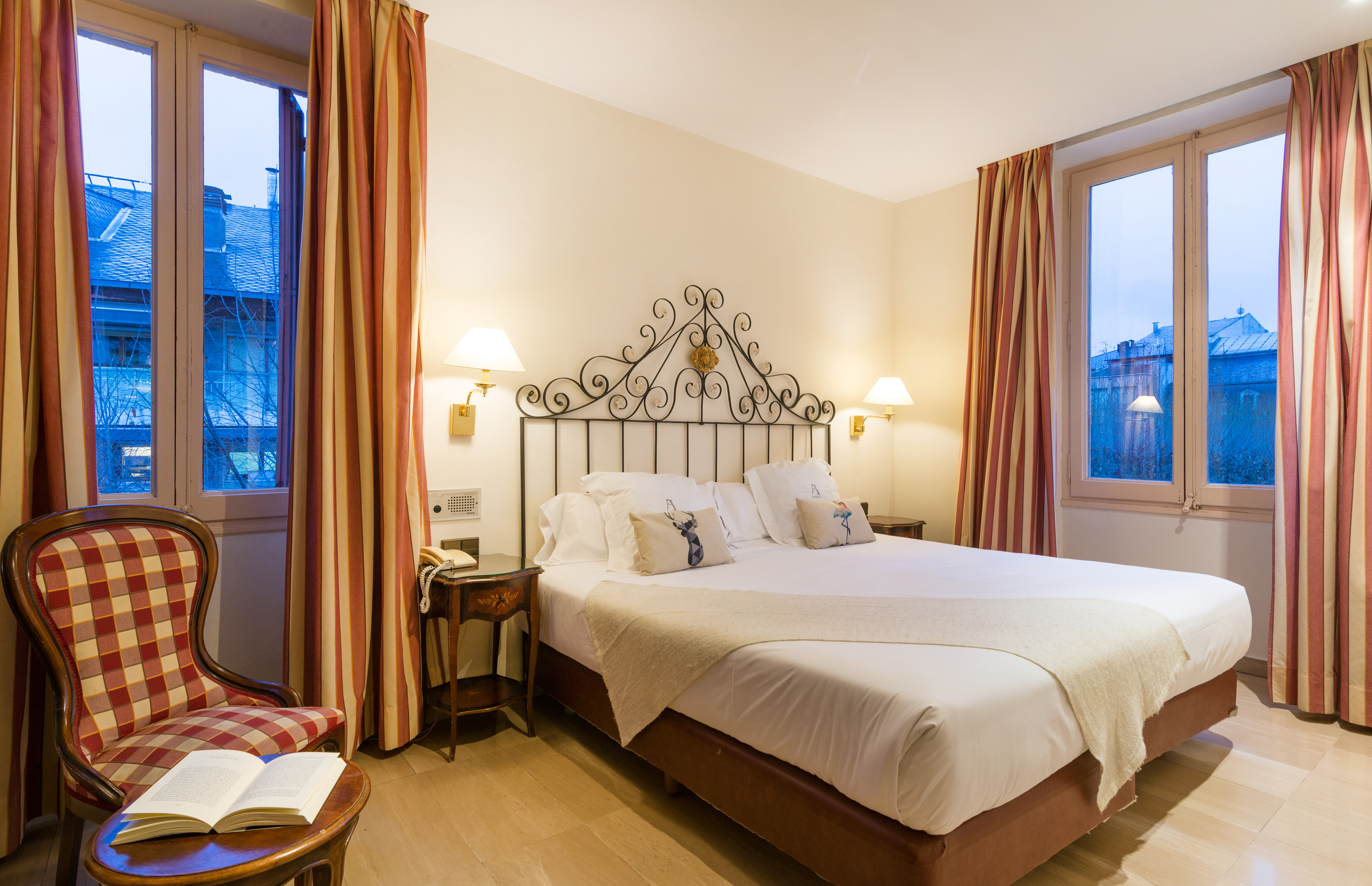 Double or Twin Superior