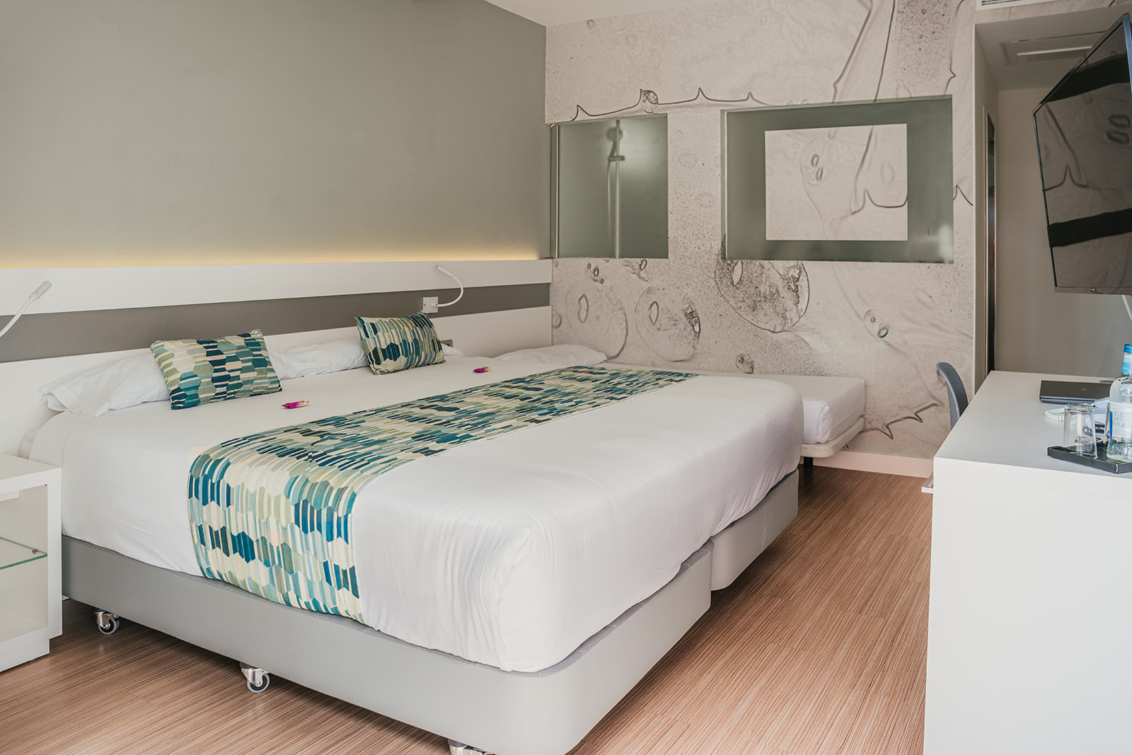 Triple Superior Sea View