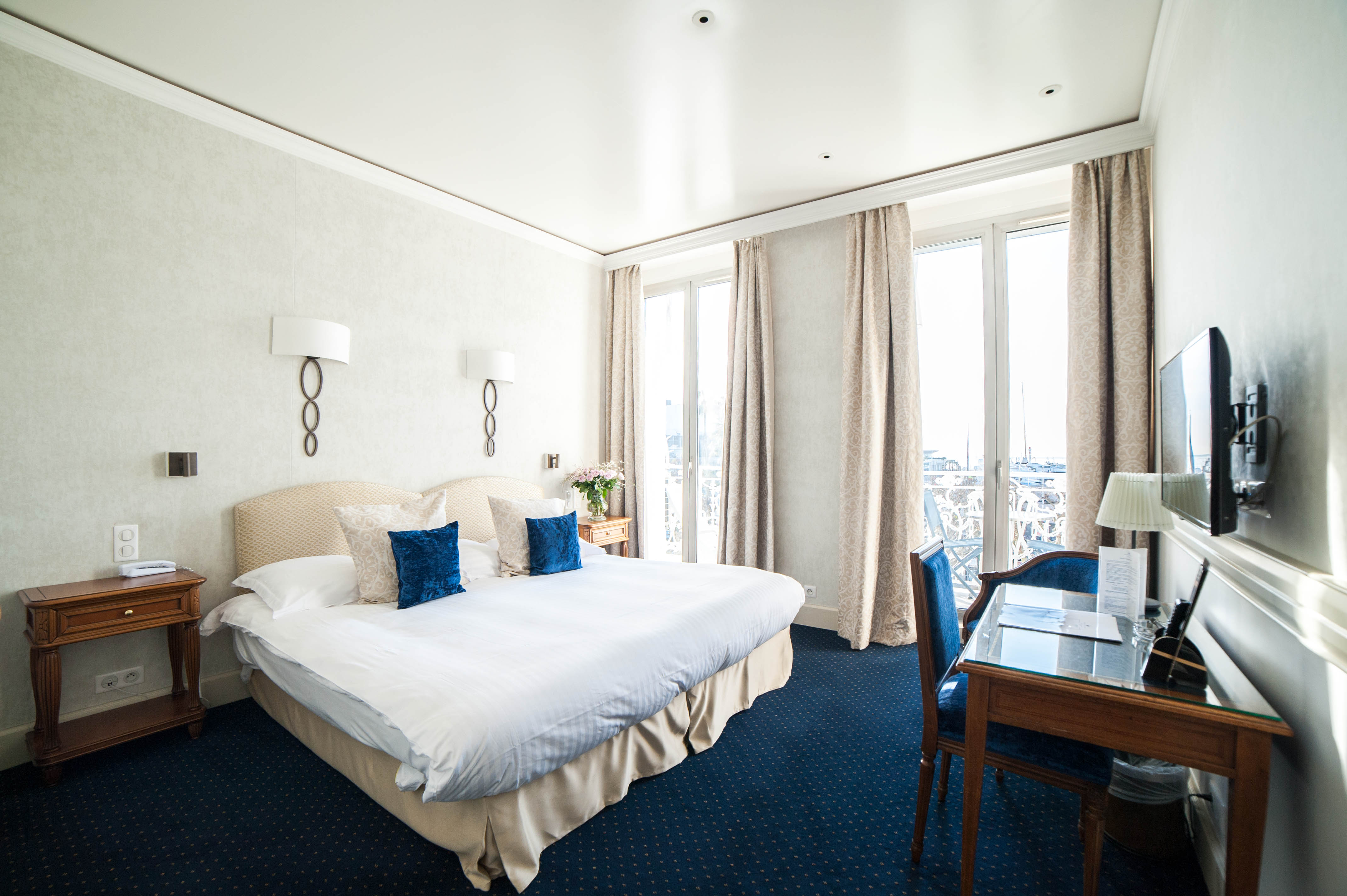 Single Superior Sea View