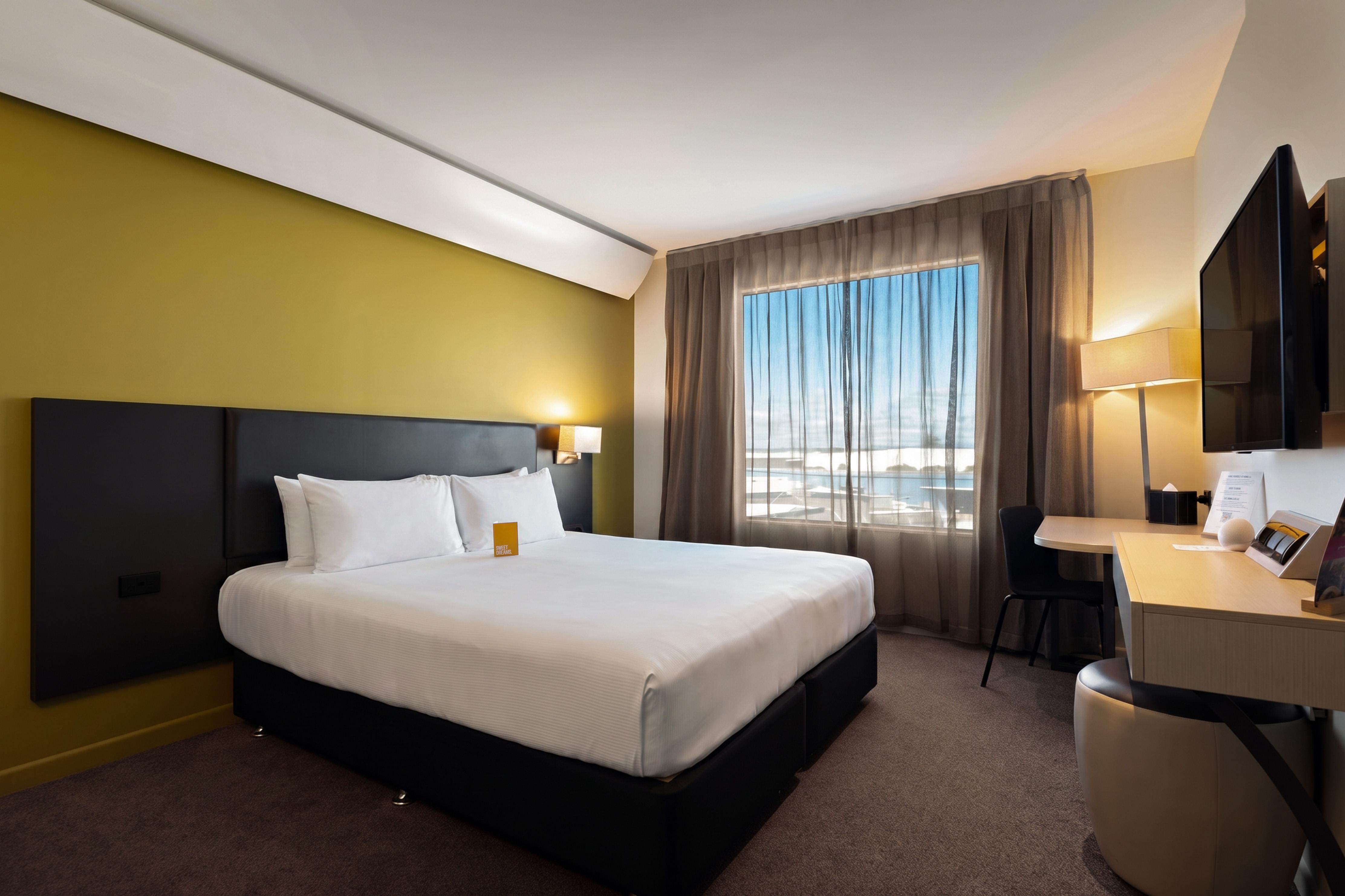 Double Accessible King Size Bed