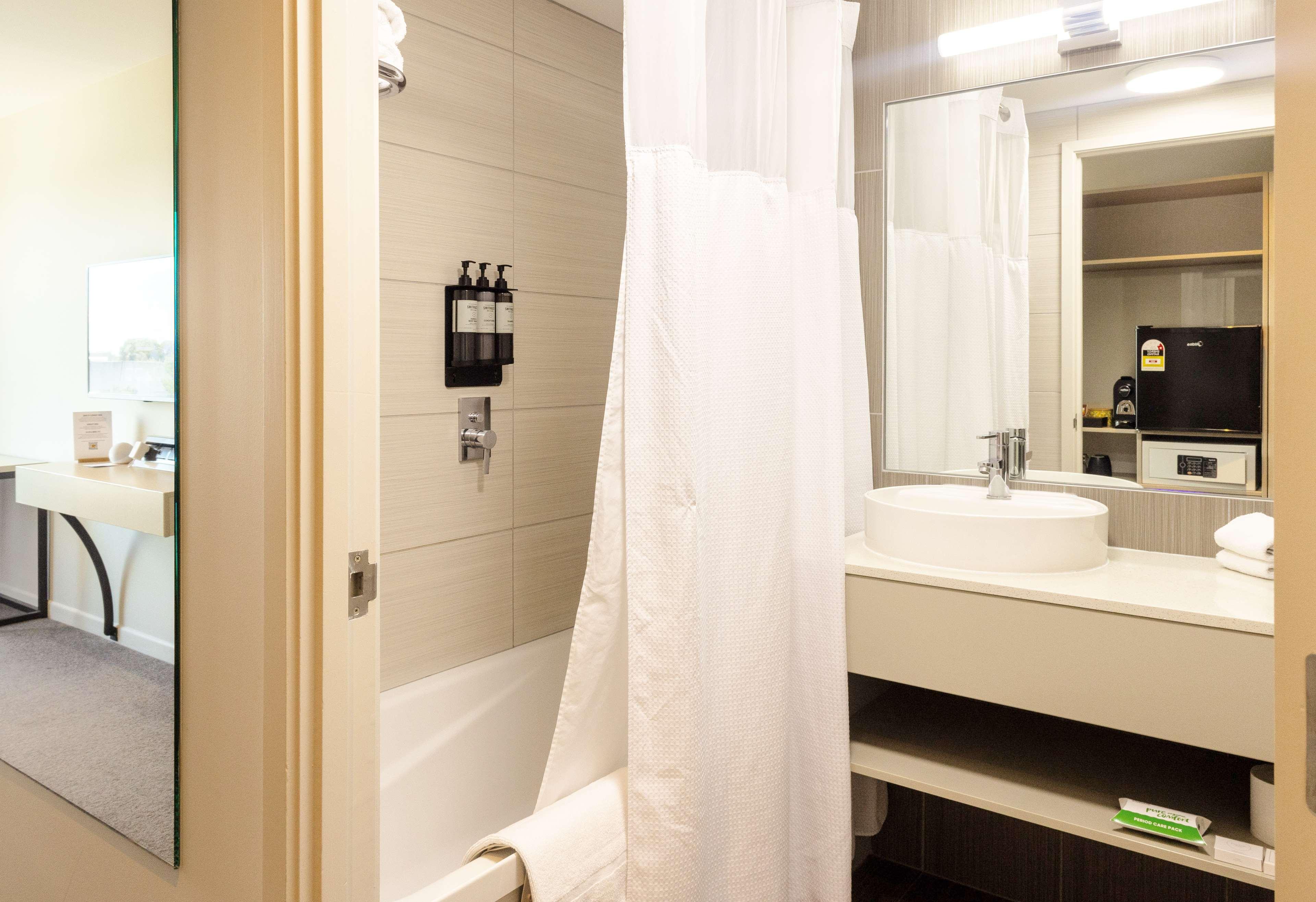 Double Superior King Bed