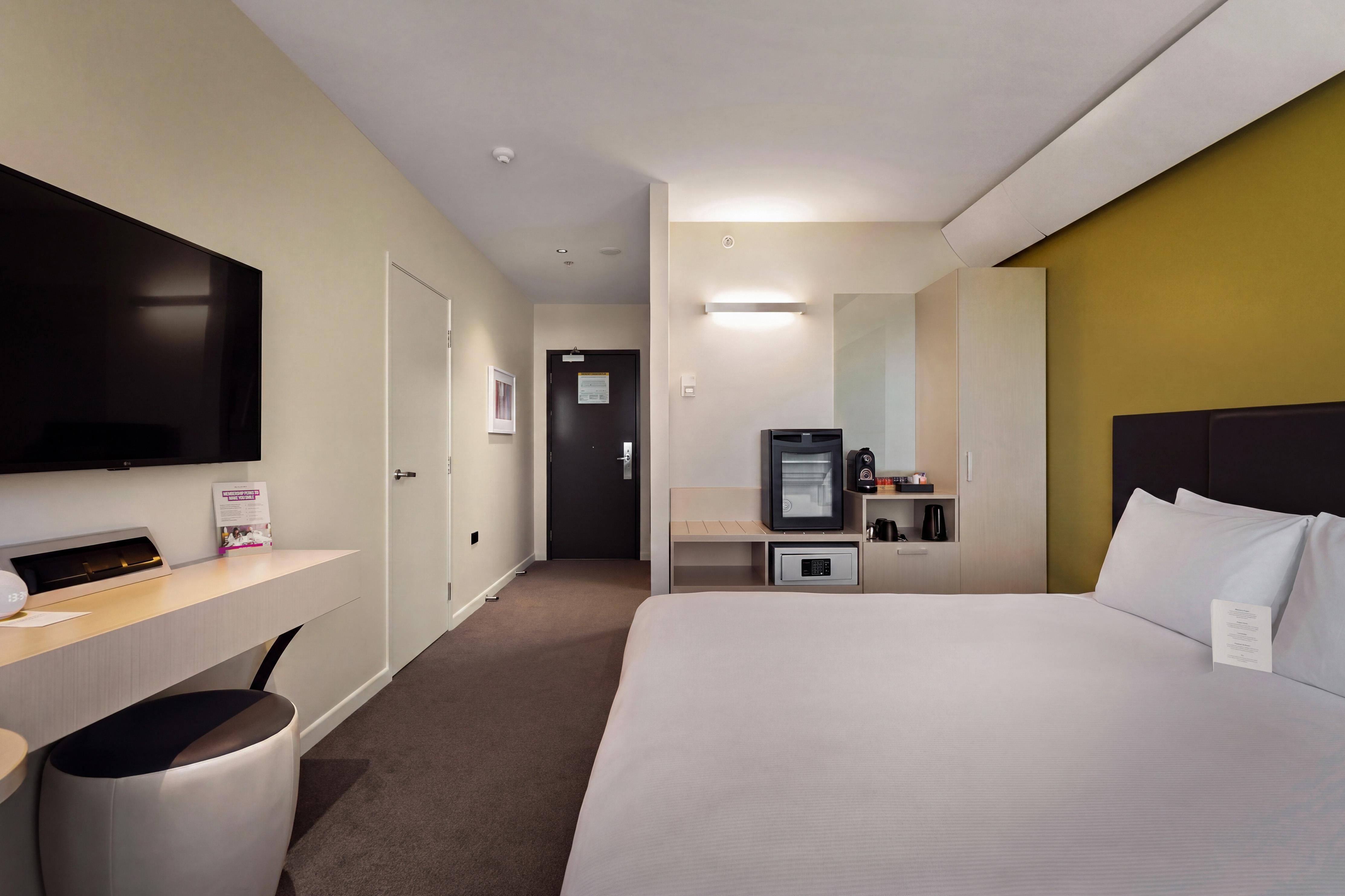 Double Accessible King Size Bed