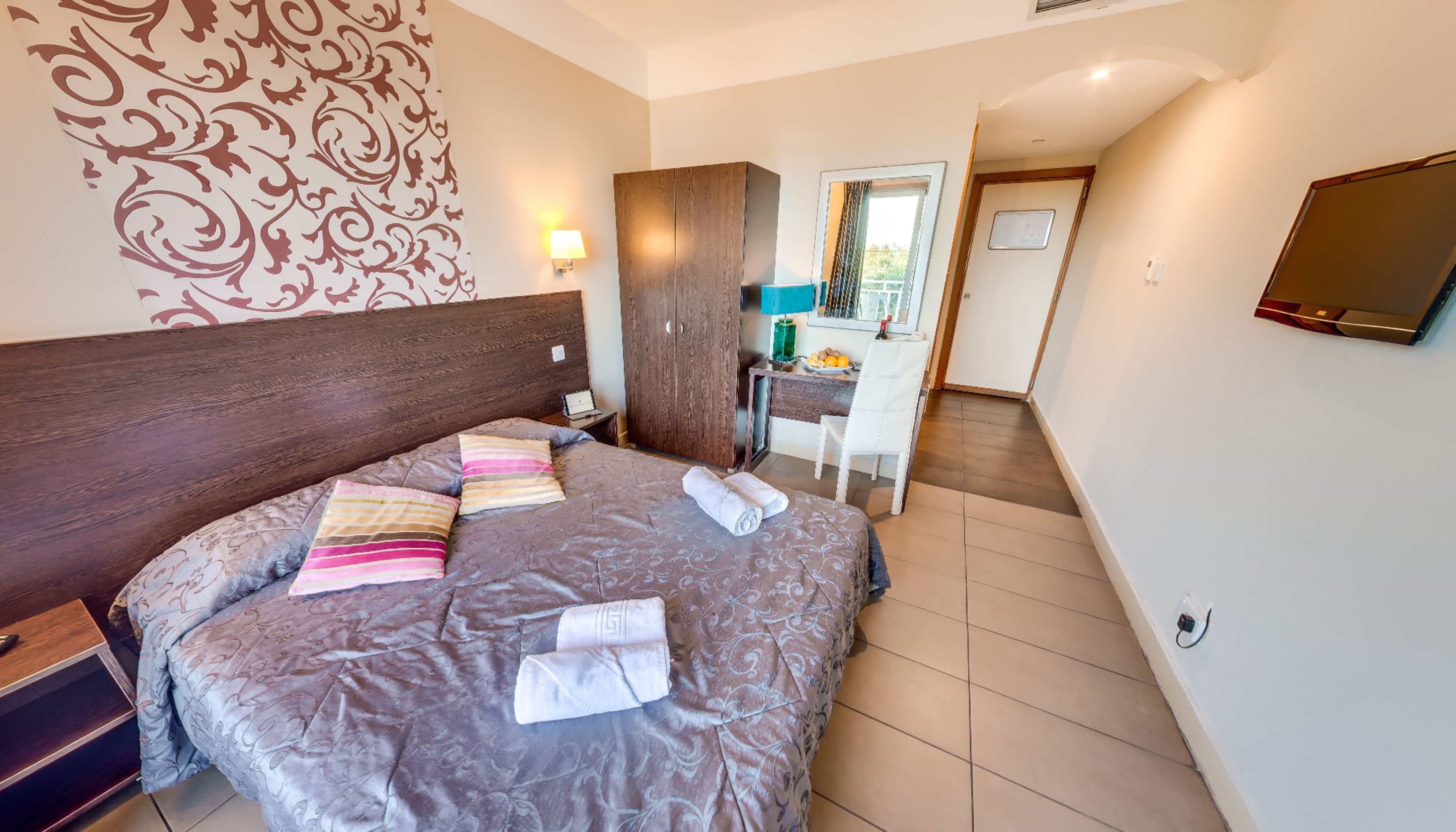 Double or Twin Sea View