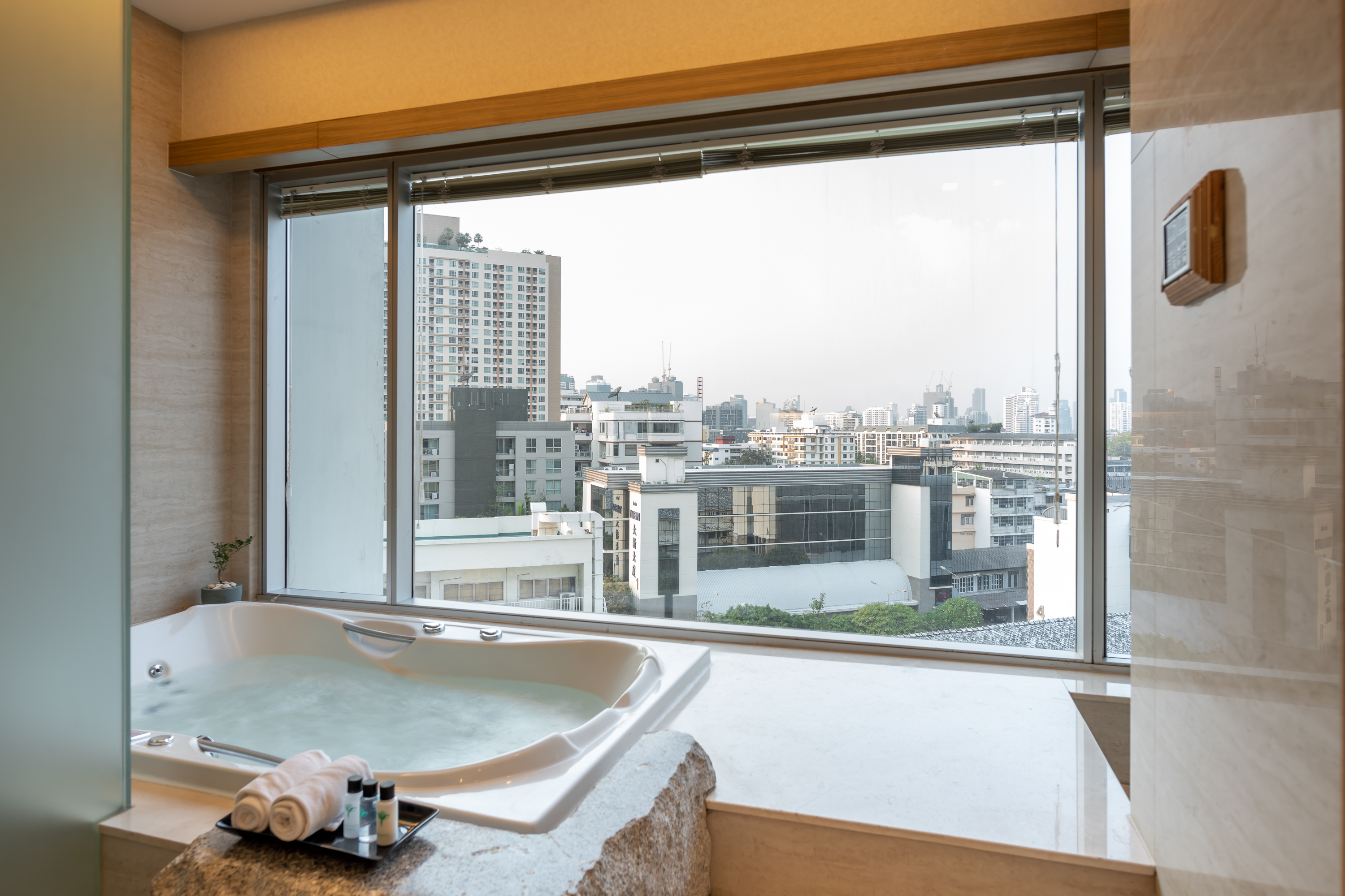 Suite with Jacuzzi