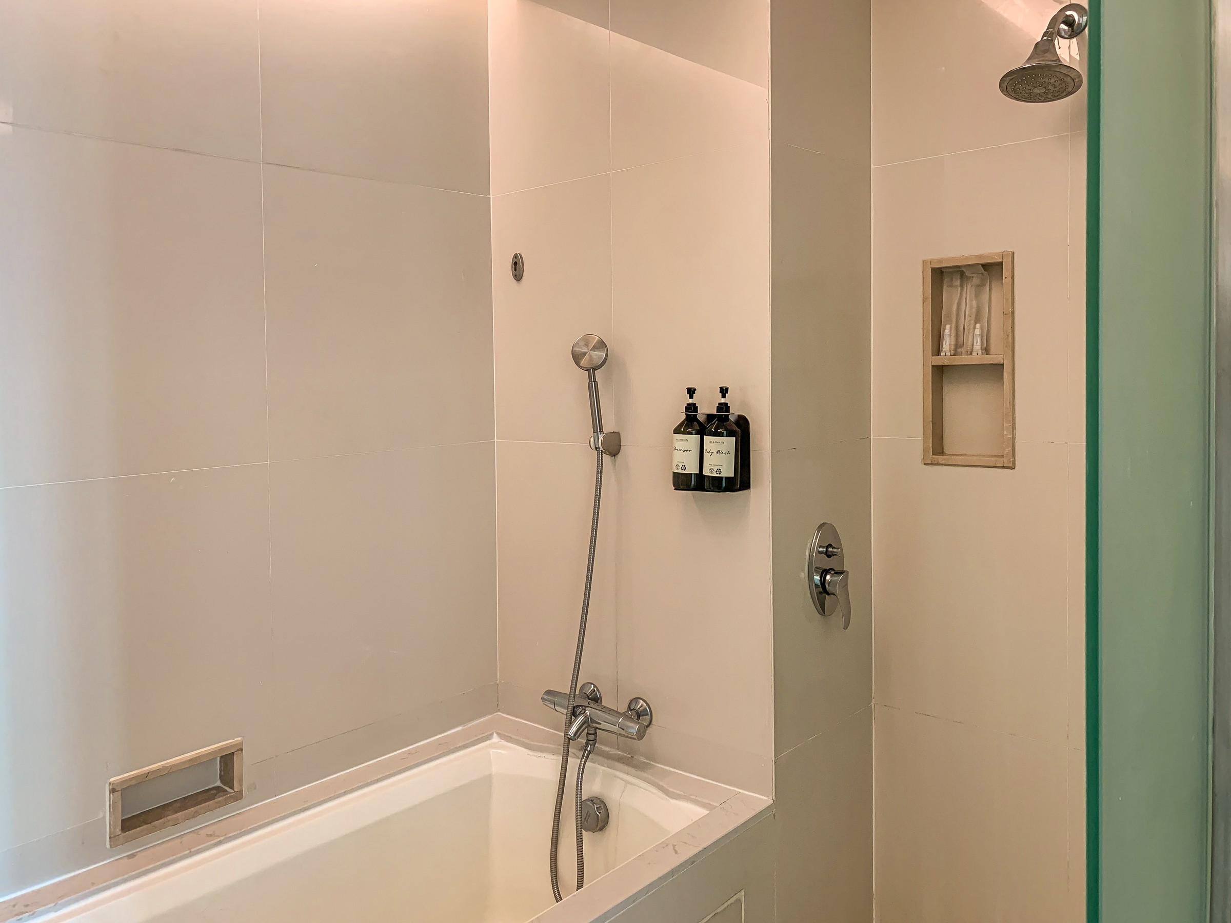 Double or Twin Deluxe