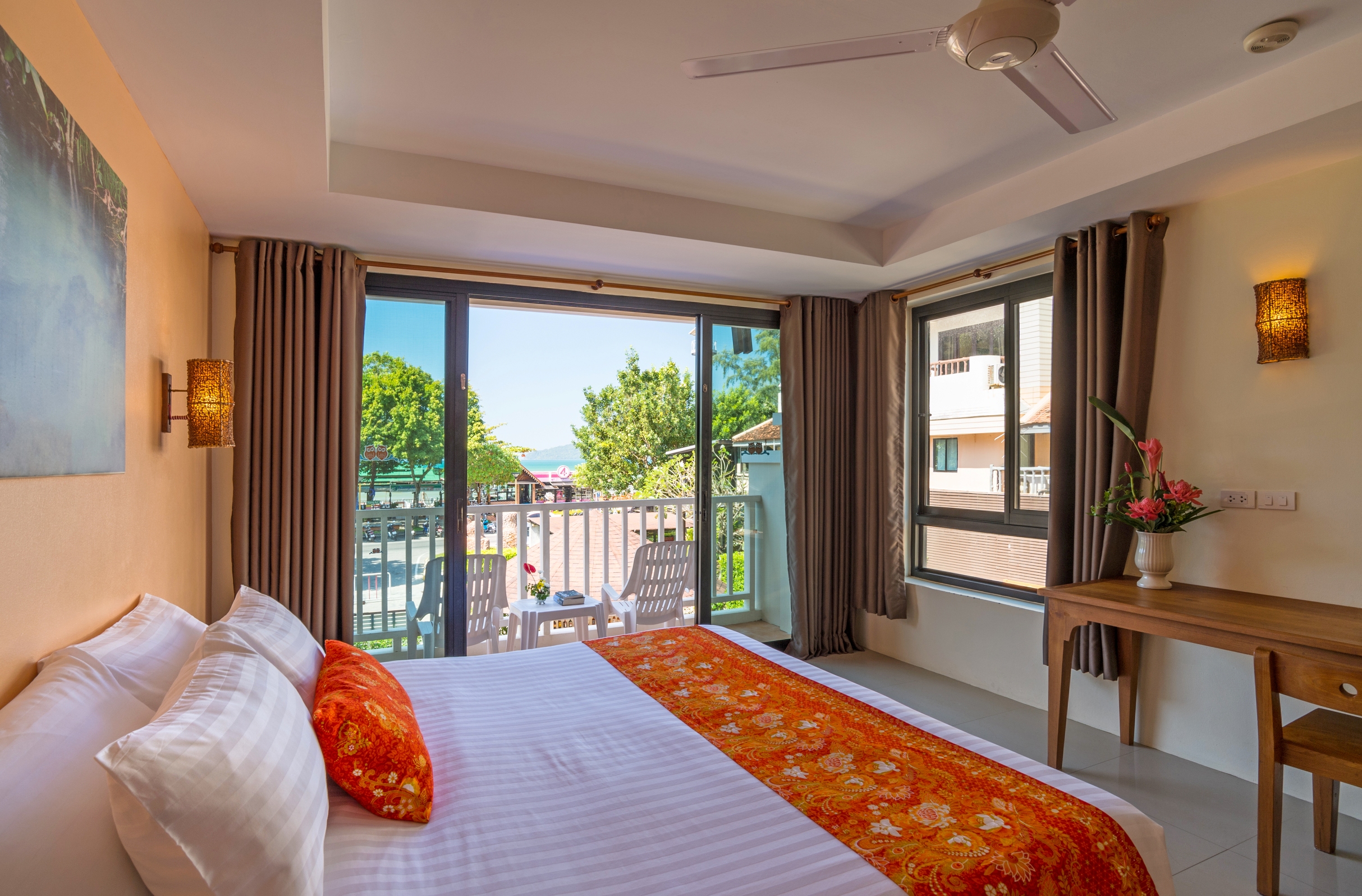 Double or Twin Deluxe