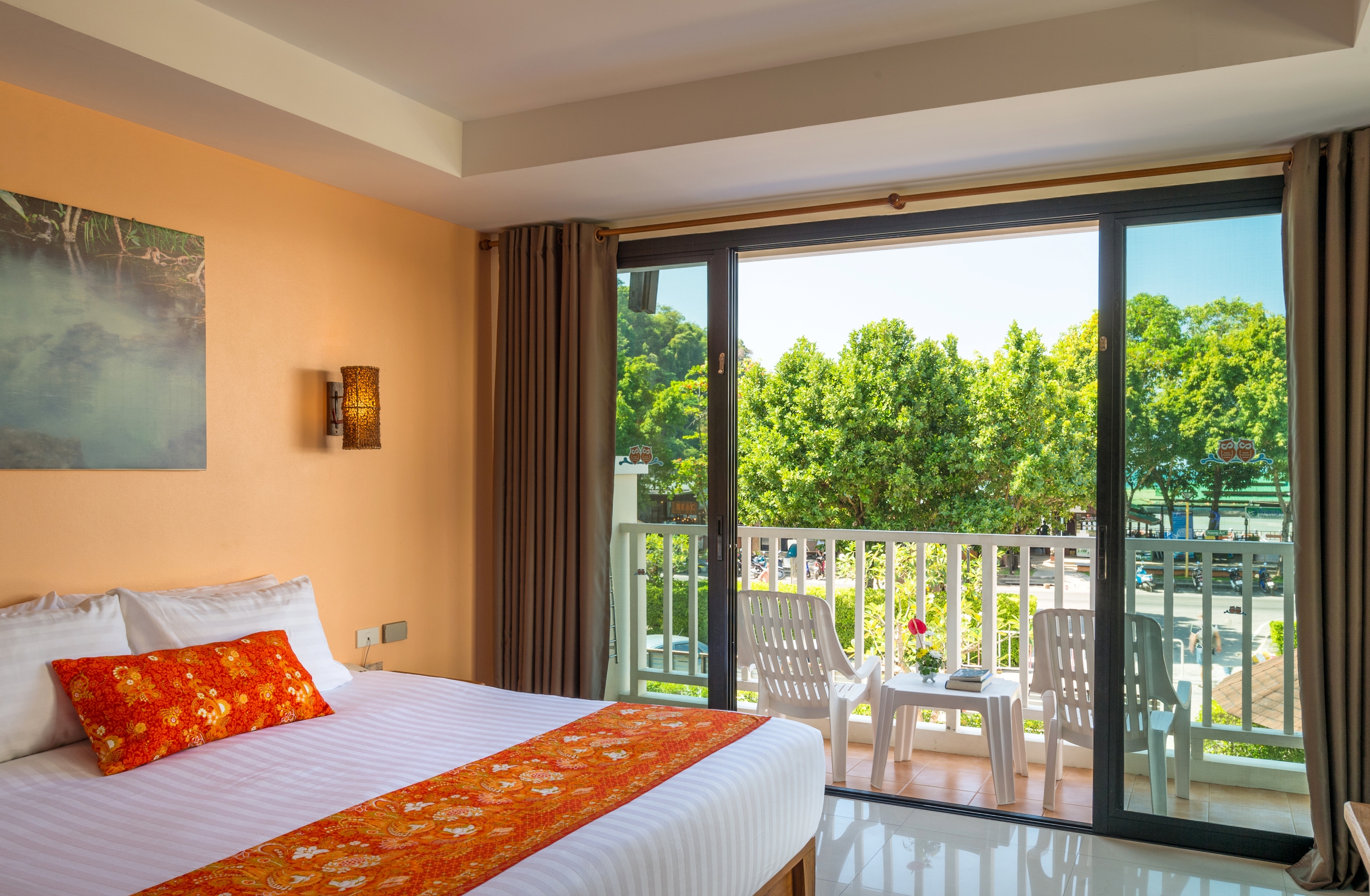 Double or Twin Deluxe