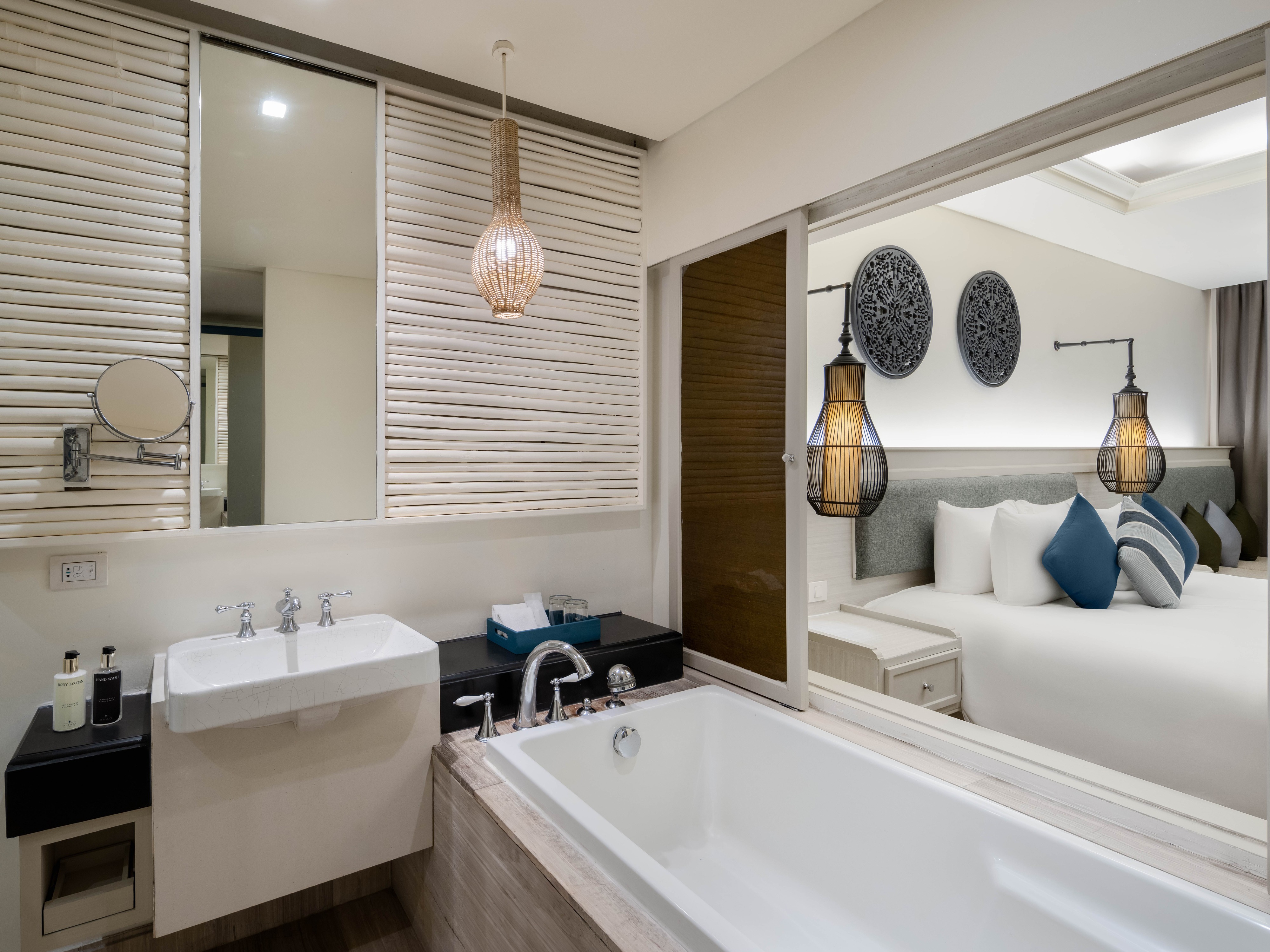 Double or Twin Deluxe