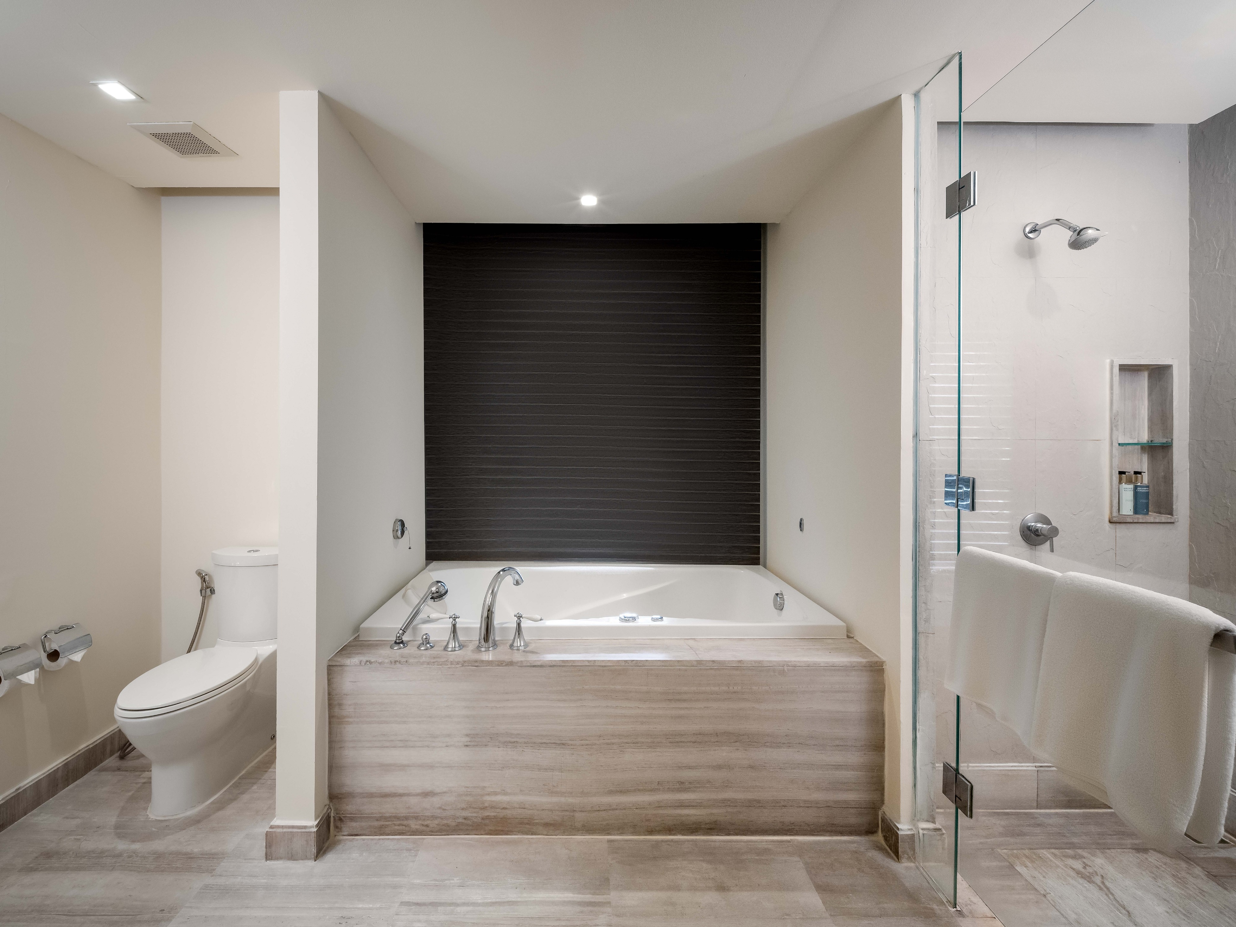 Double or Twin Deluxe