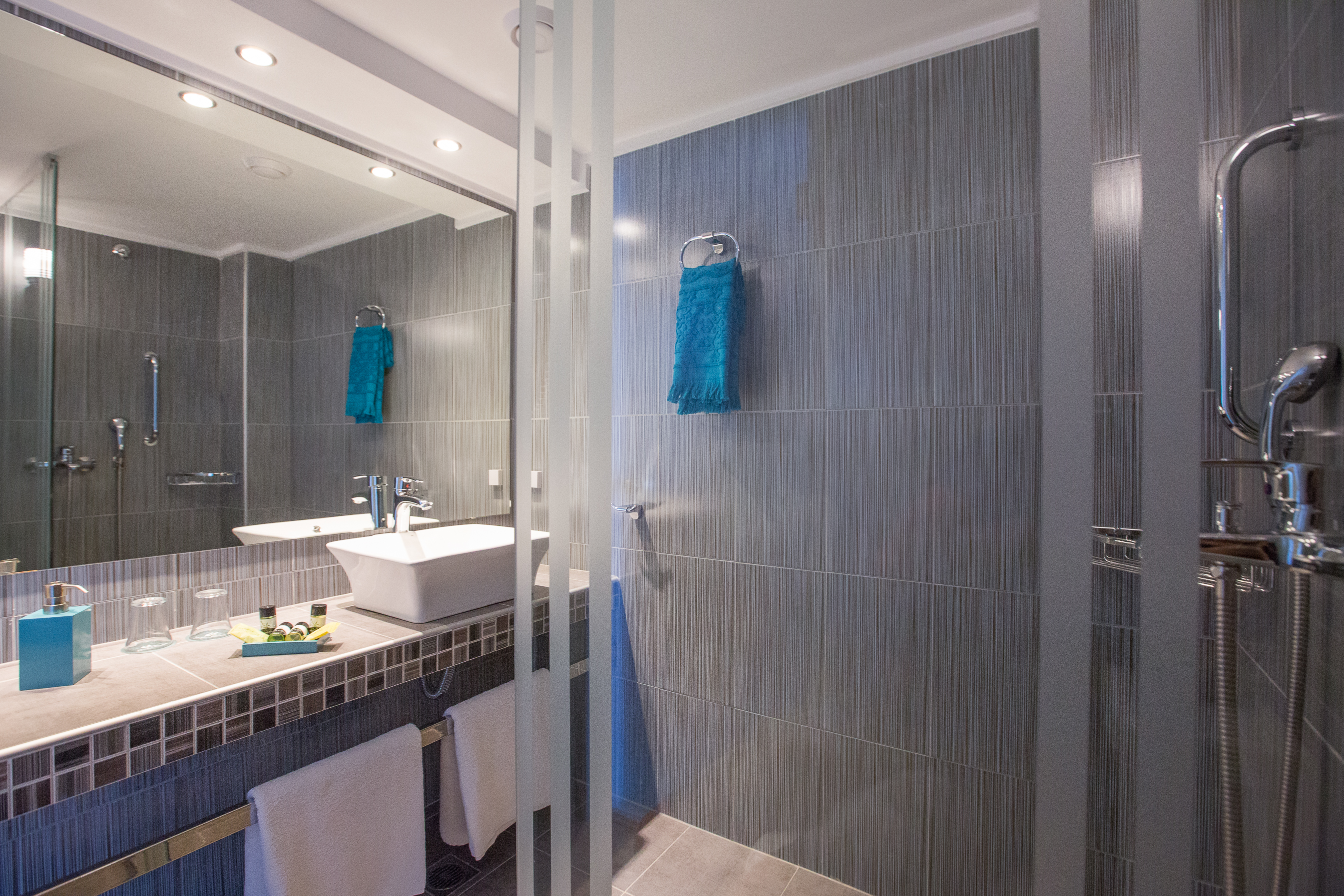 Double or Twin Sea View