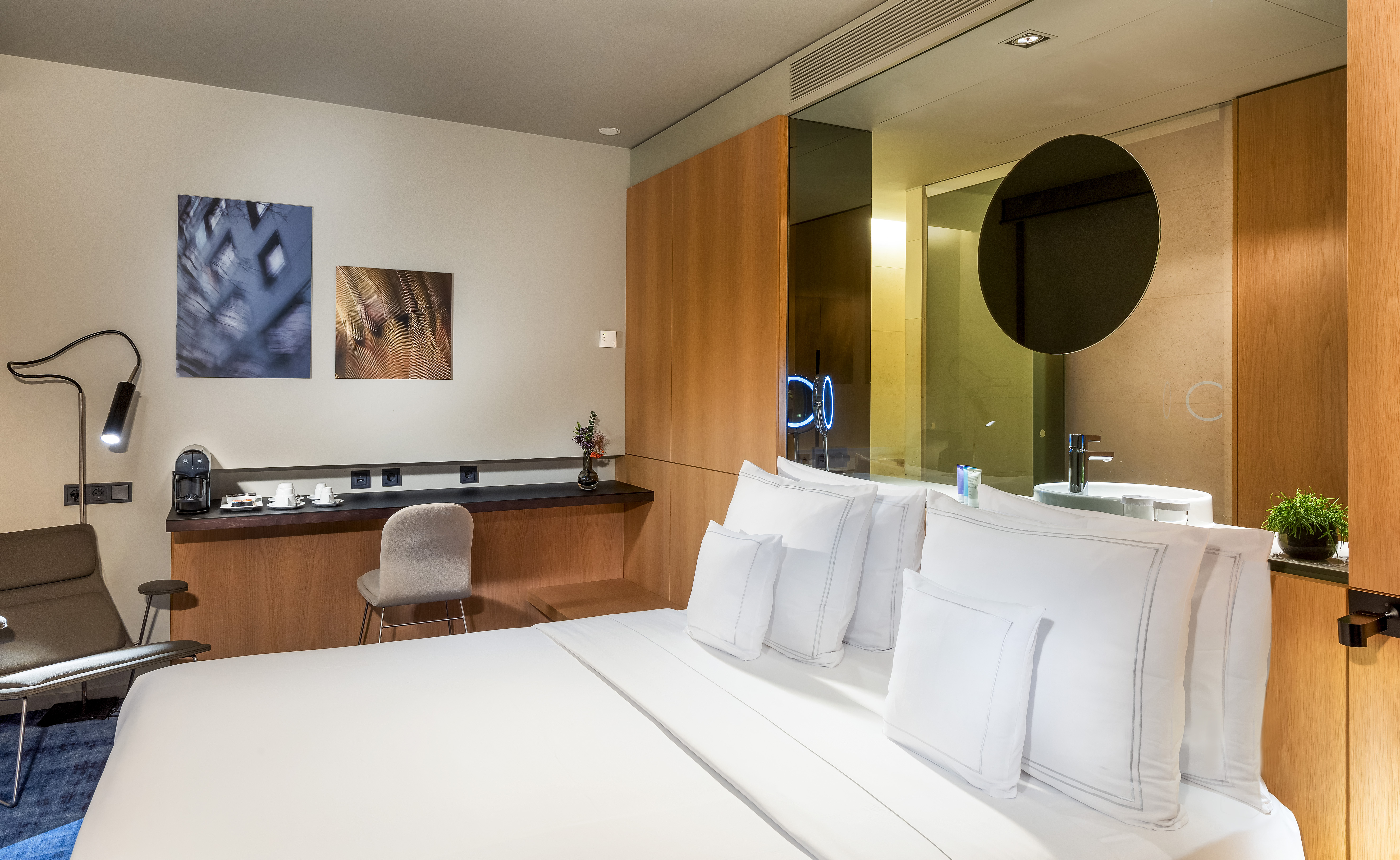 Family Room Deluxe