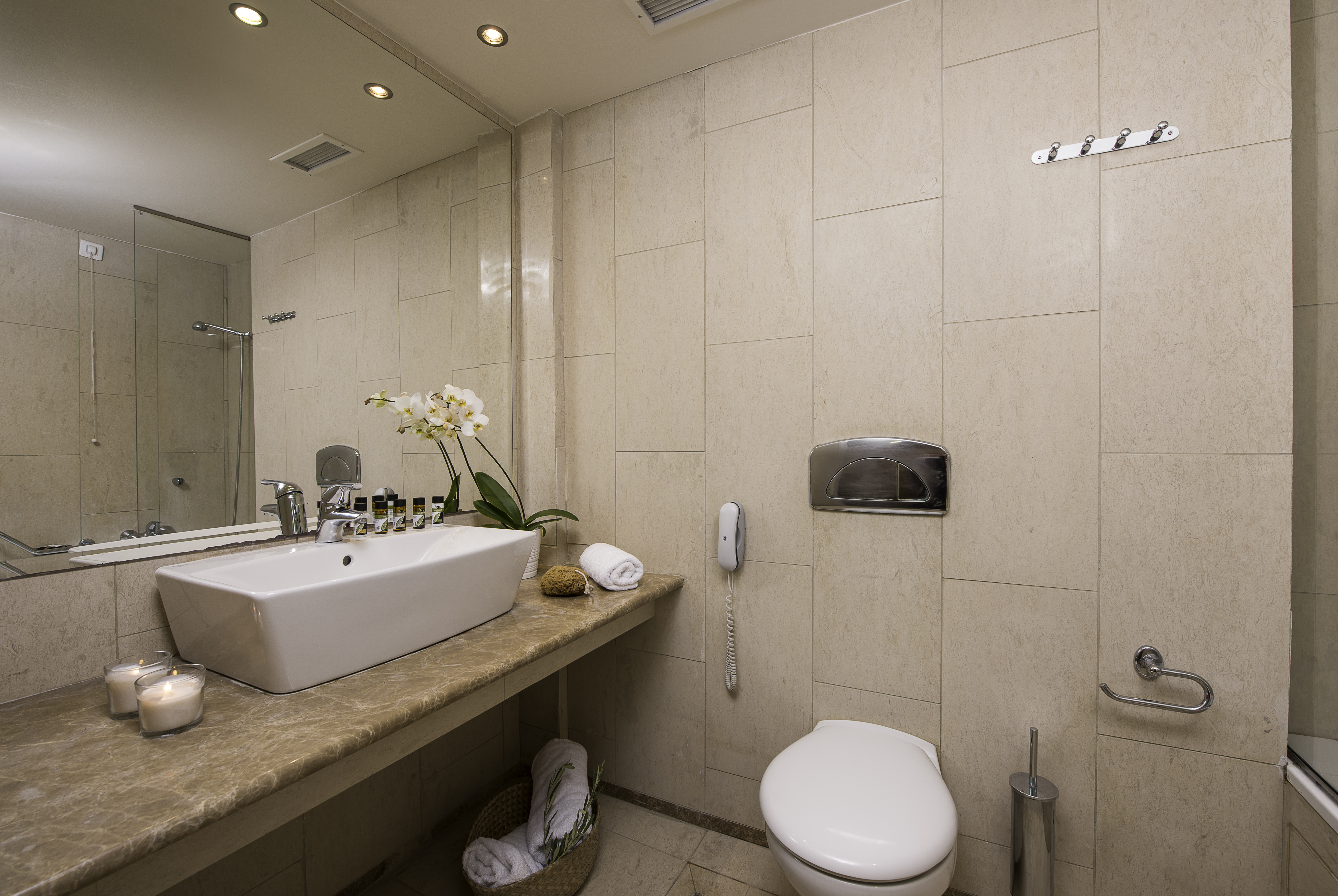 Double or Twin Land View