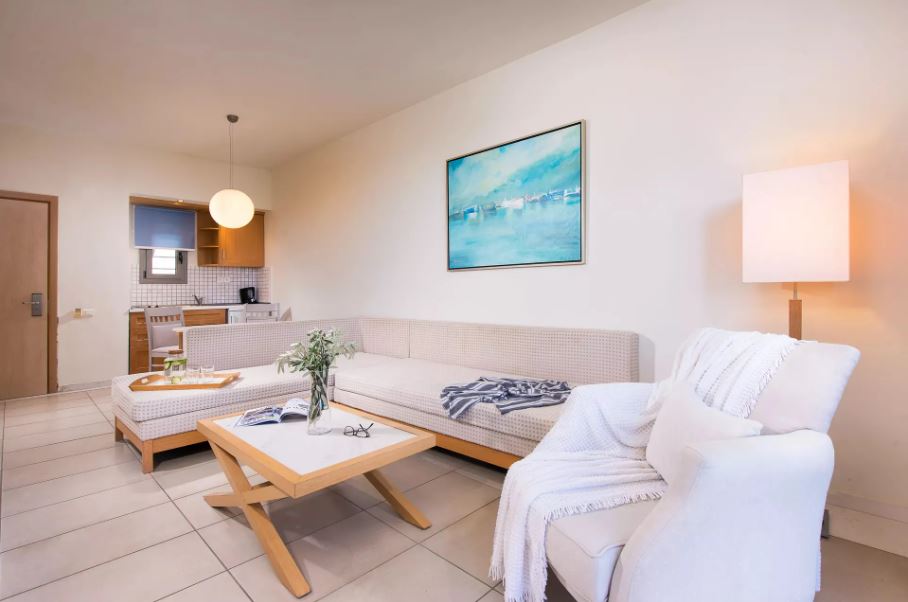 Family Room Garden View