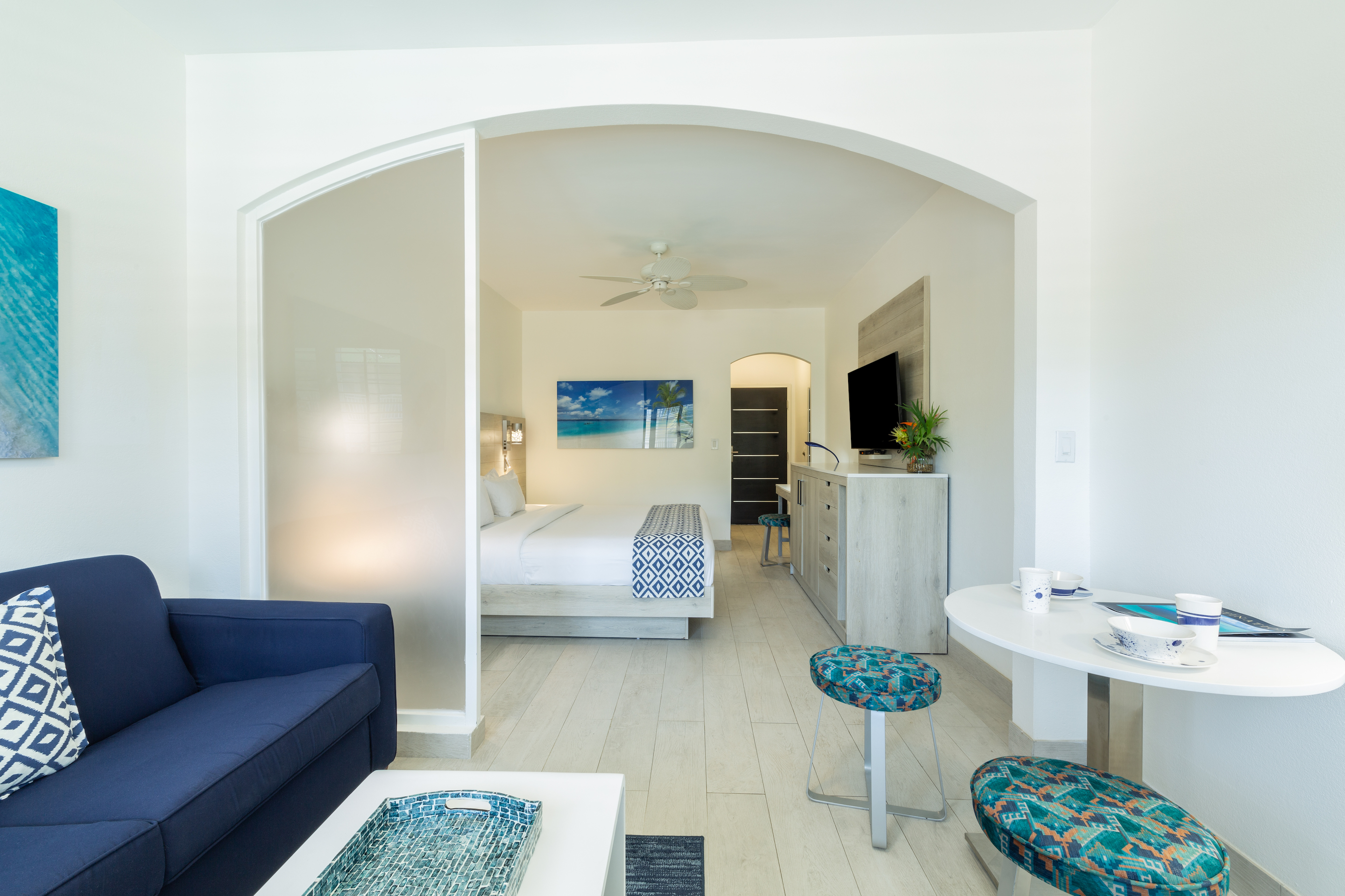 Double Deluxe King Bed