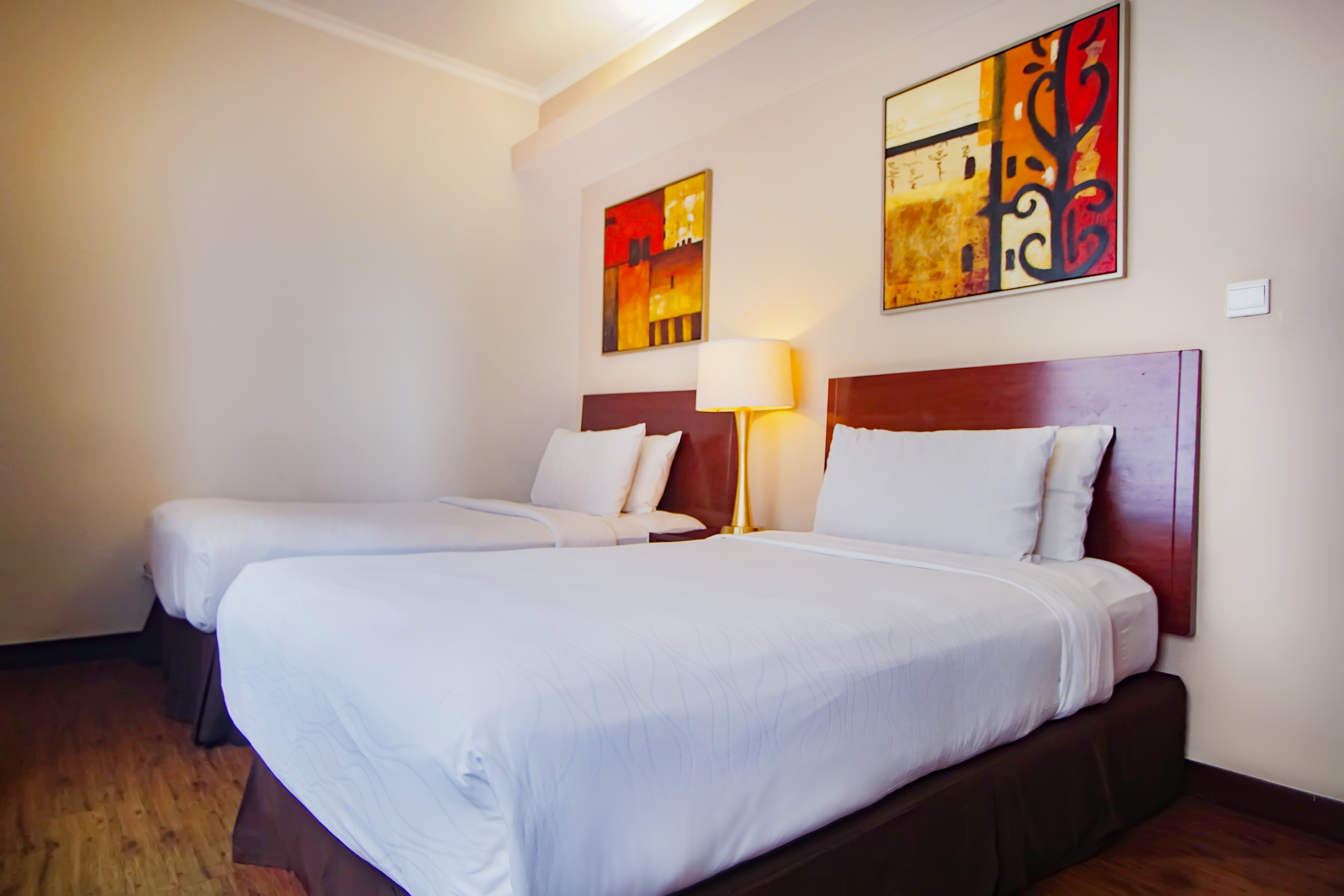 Double or Twin Deluxe Two Bedroom