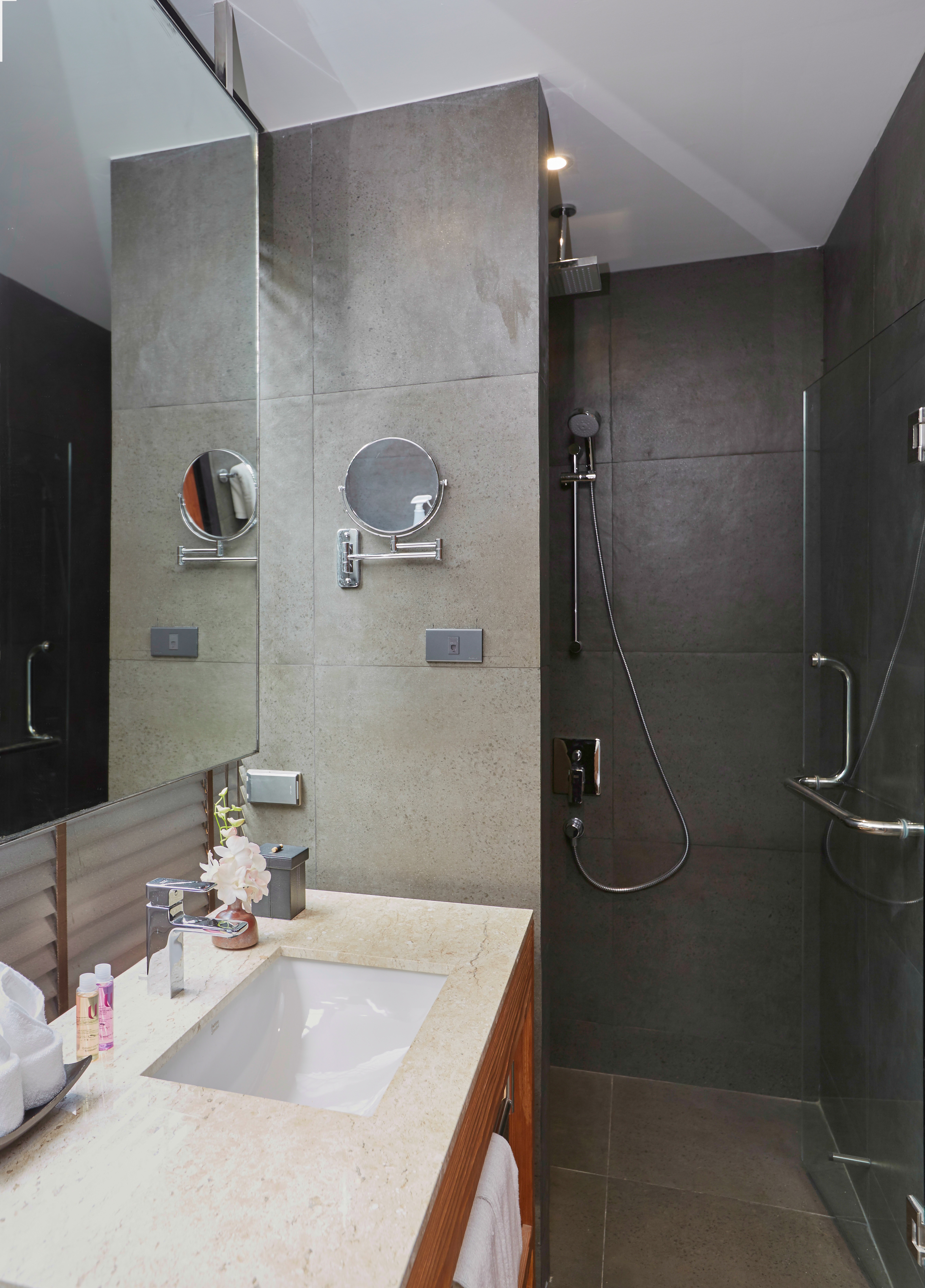 Double or Twin Deluxe