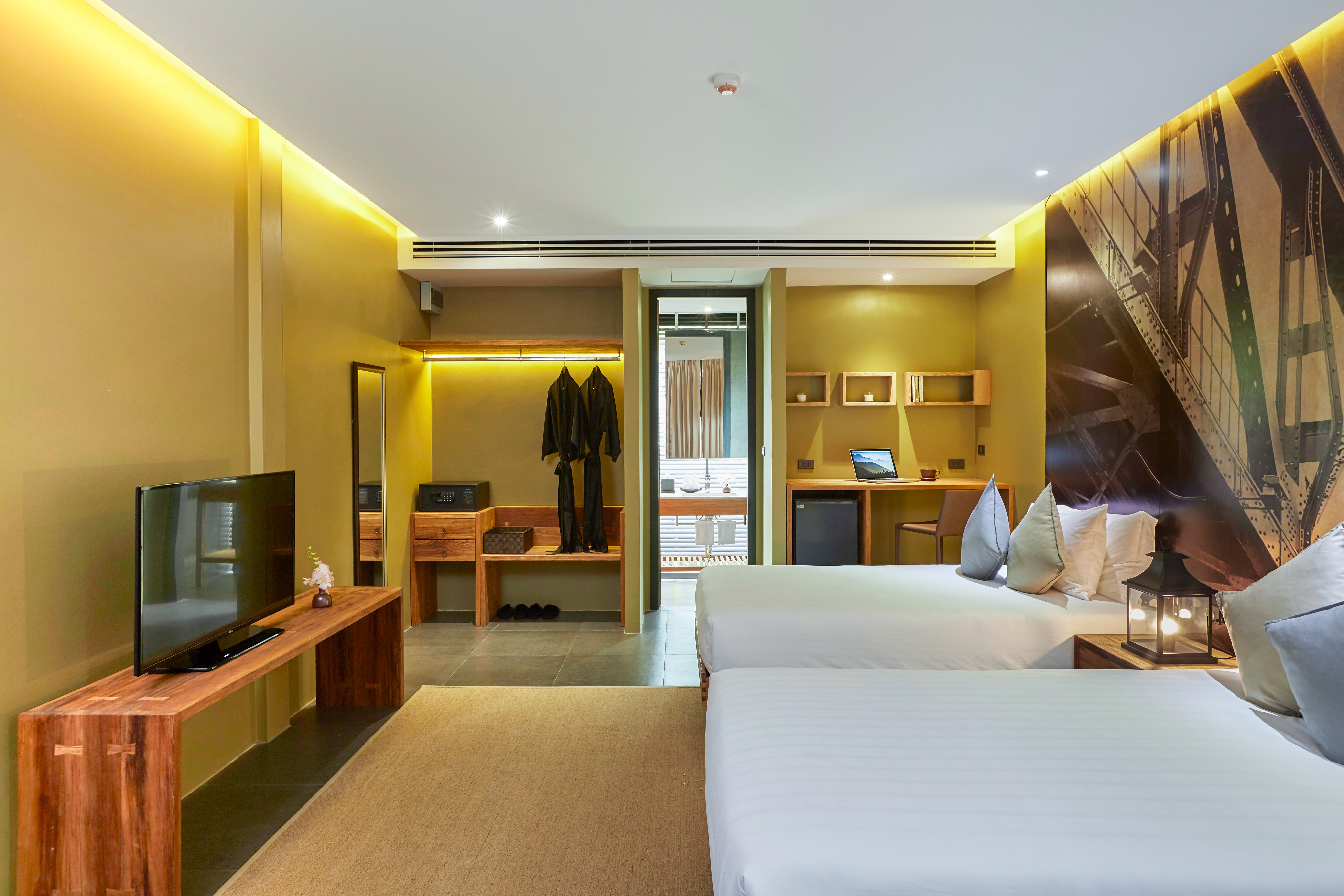 Double or Twin Deluxe