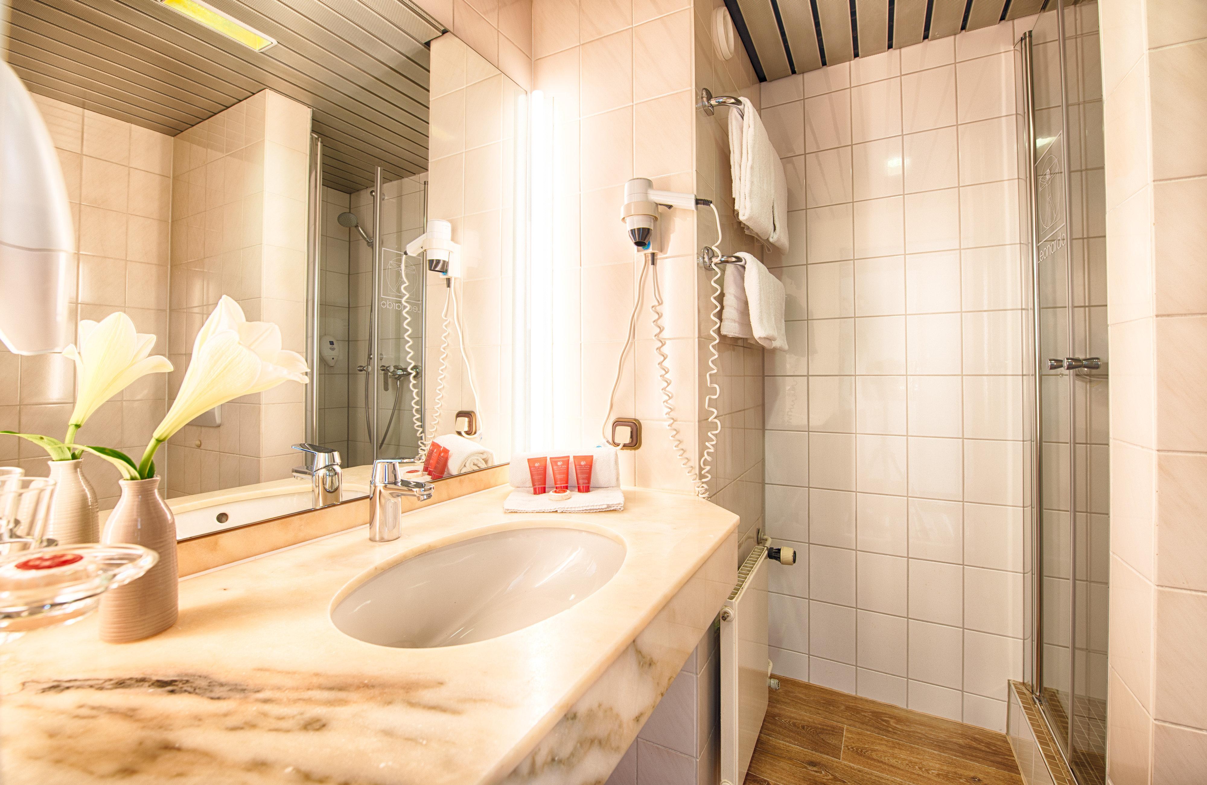 Double or Twin Superior