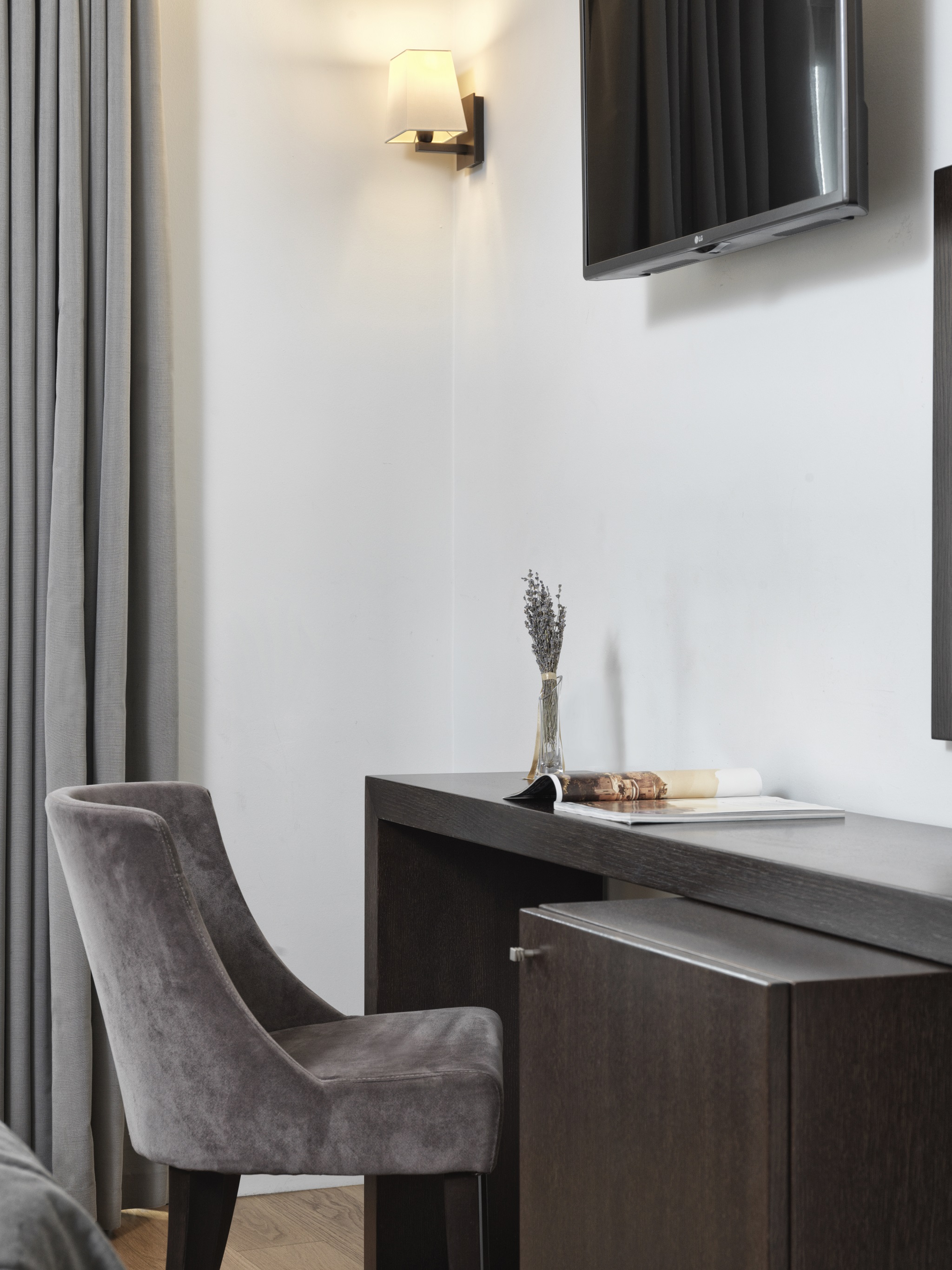 Double or Twin Standard