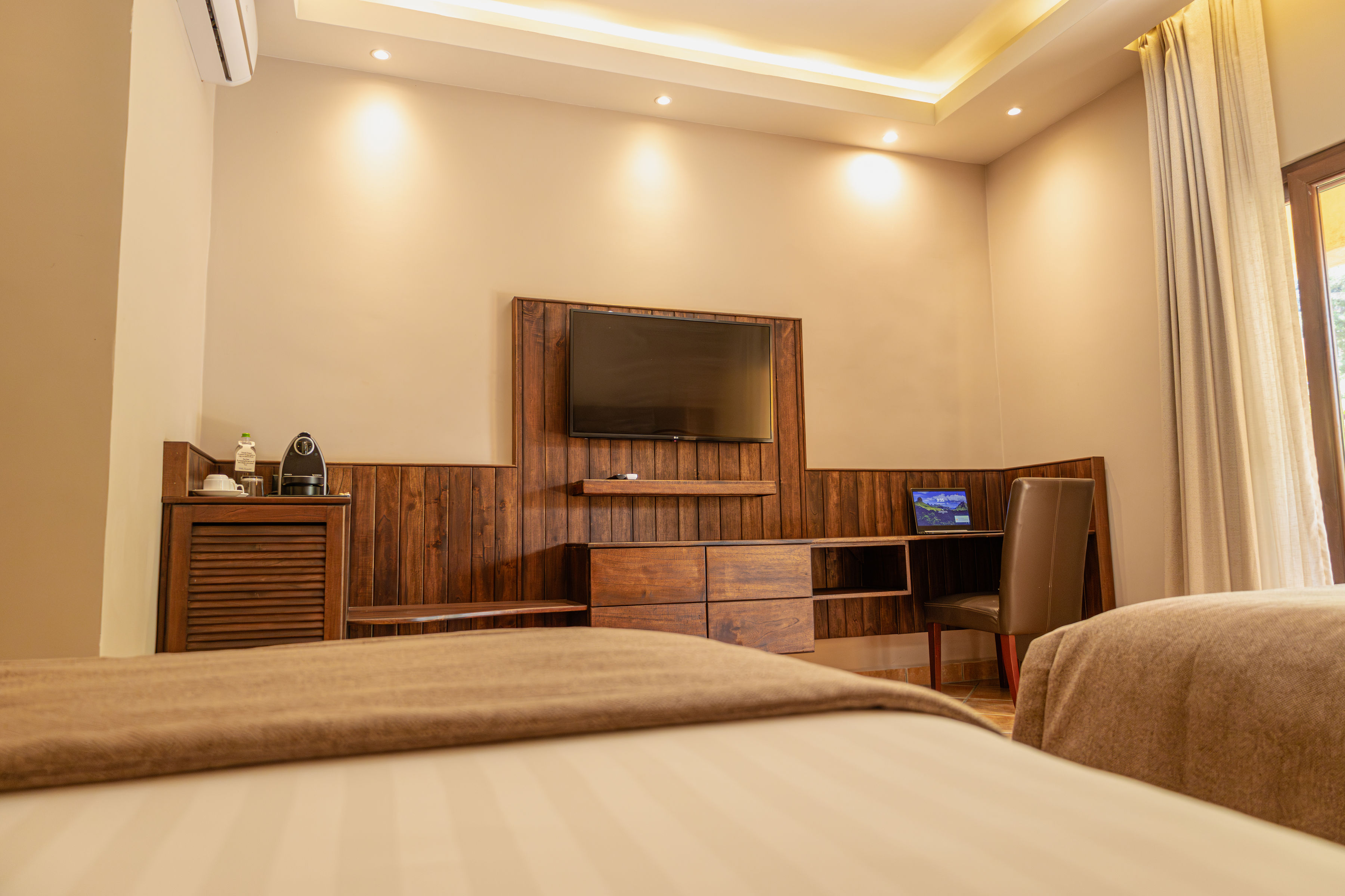 Double or Twin One Bedroom