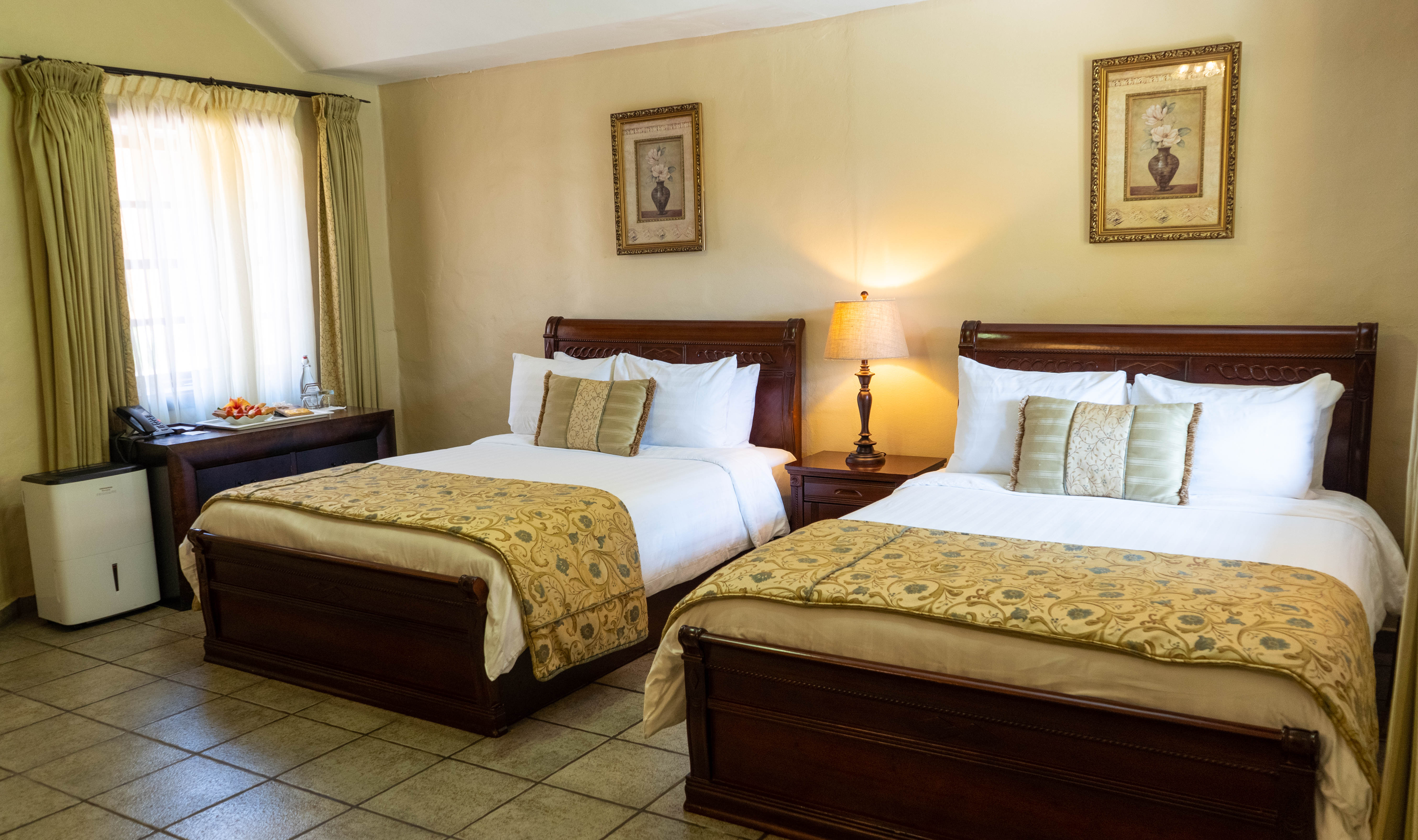 Double or Twin One Bed