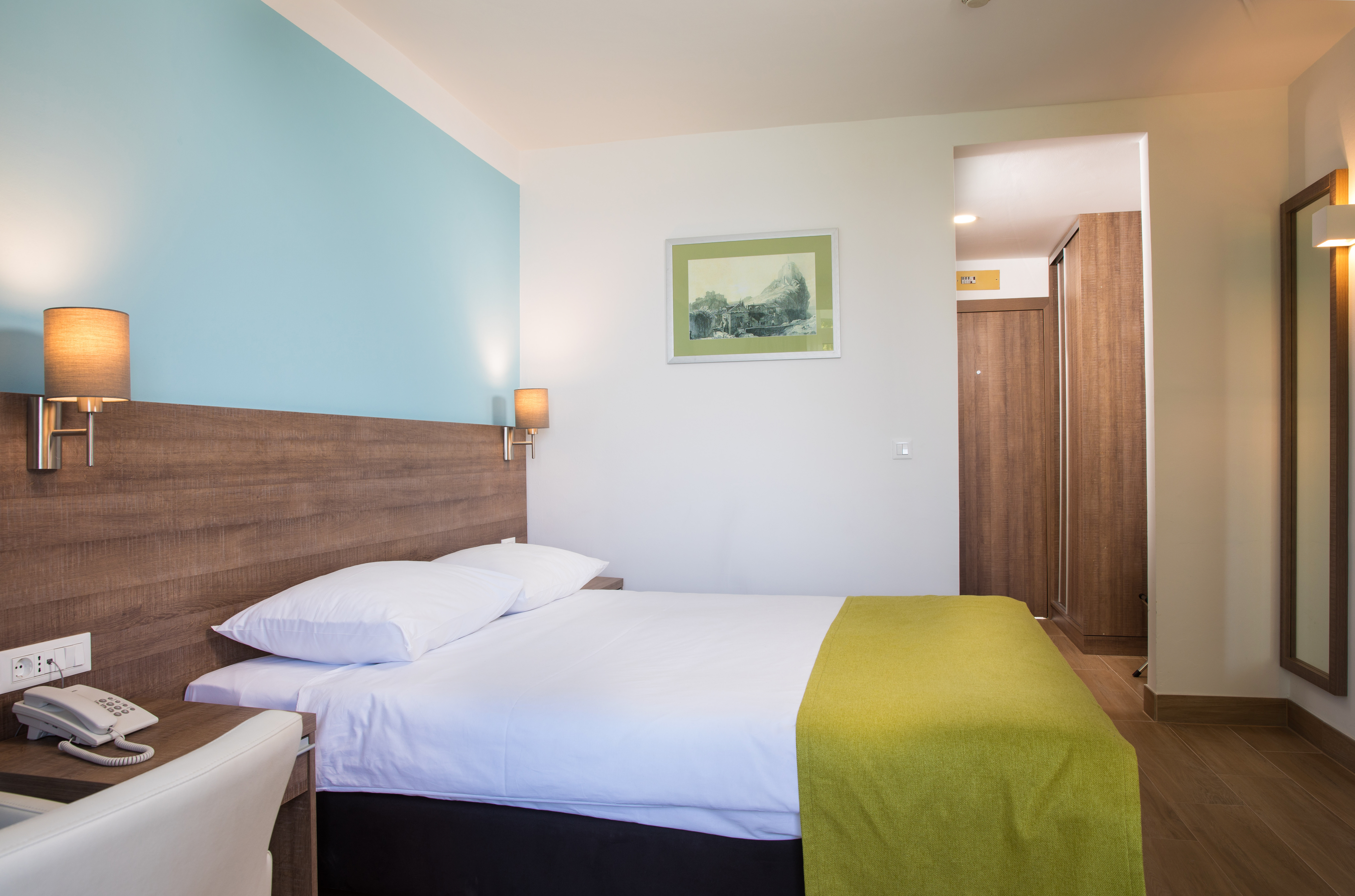 Double or Twin Annex