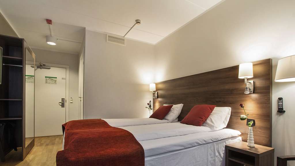 Double or Twin Standard