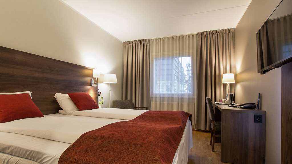 Double or Twin Standard